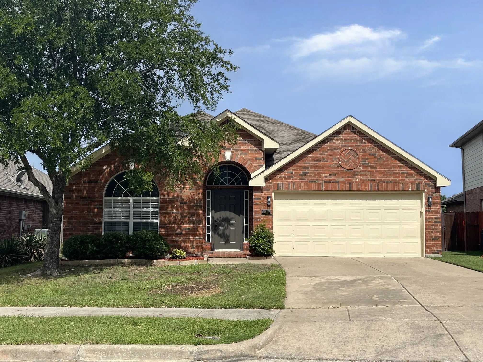 Single Family Residence For Sale in Collin County , 6517 Scottsdale Way, Frisco, Texas 75034, 4 Bedroom, 2 Bathroom, 2 Garage spaces, 2,164 Sqft, built in 2000, mls#21339935, Real Estate Agent in Frisco, Homes For Sale in Collin county, Homes For Sale in Frisco, Realtor in Frisco Texas, Real Estate Brokerage Independent Realty Texas, Luminita Cordes Realtor