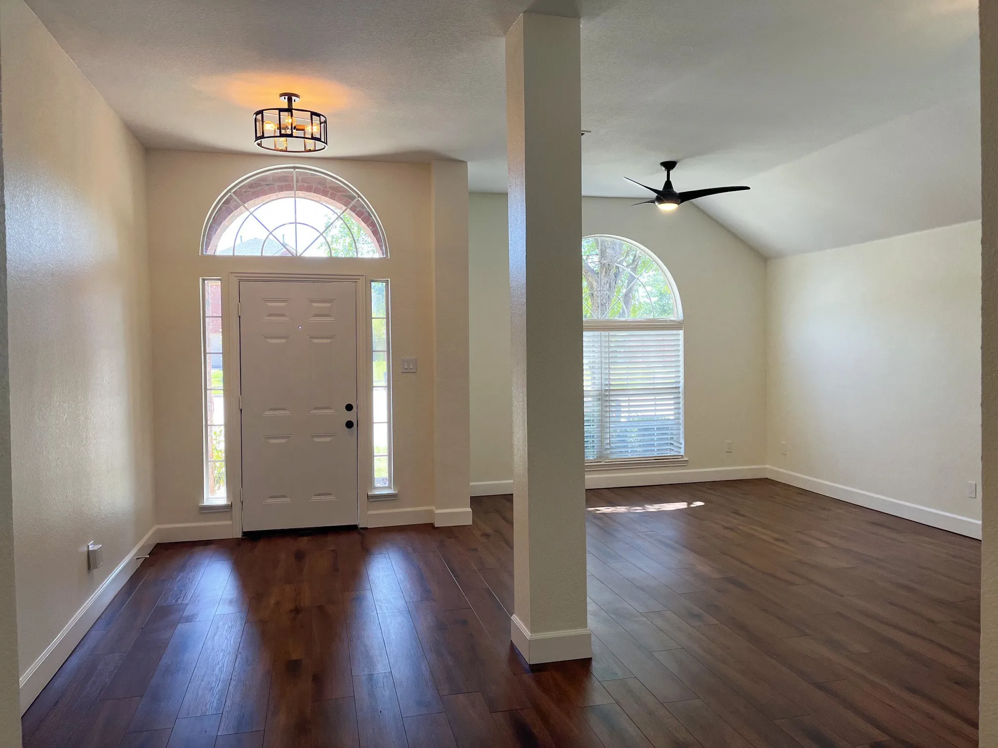 Single Family Residence For Sale in Collin County , 6517 Scottsdale Way, Frisco, Texas 75034, 4 Bedroom, 2 Bathroom, 2 Garage spaces, 2,164 Sqft, built in 2000, mls#21339935, Real Estate Agent in Frisco, Homes For Sale in Collin county, Homes For Sale in Frisco, Realtor in Frisco Texas, Real Estate Brokerage Independent Realty Texas, Luminita Cordes Realtor