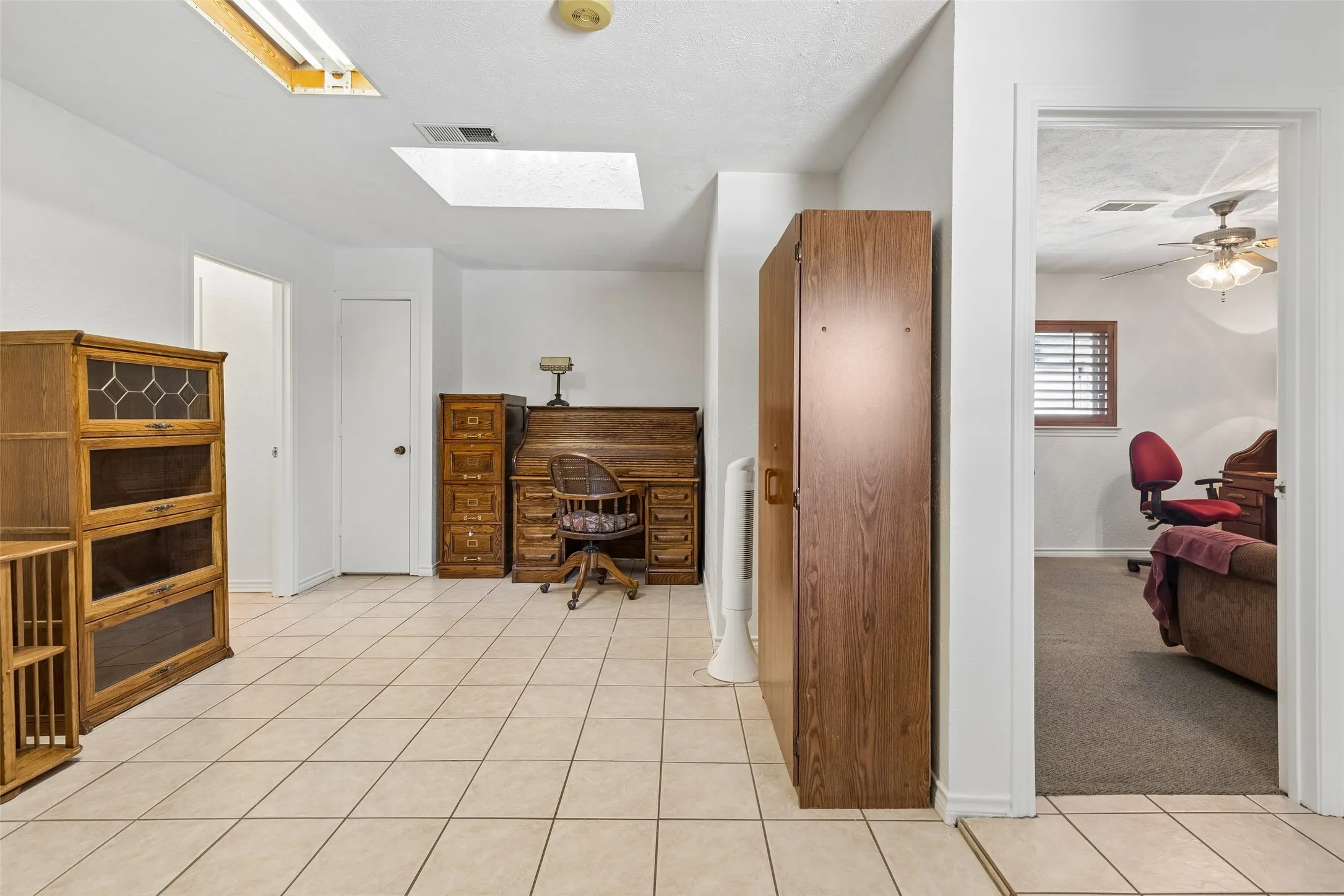 Single Family Residence For Sale in Collin County , 2829 Teakwood Lane, Plano, Texas 75075, 4 Bedroom, 3 Bathroom, Garage spaces, 2,932 Sqft, built in 1973, mls#21338131, Real Estate Agent in Plano, Homes For Sale in Collin county, Homes For Sale in Plano, Realtor in Plano Texas, Real Estate Brokerage Independent Realty Texas, Luminita Cordes Realtor