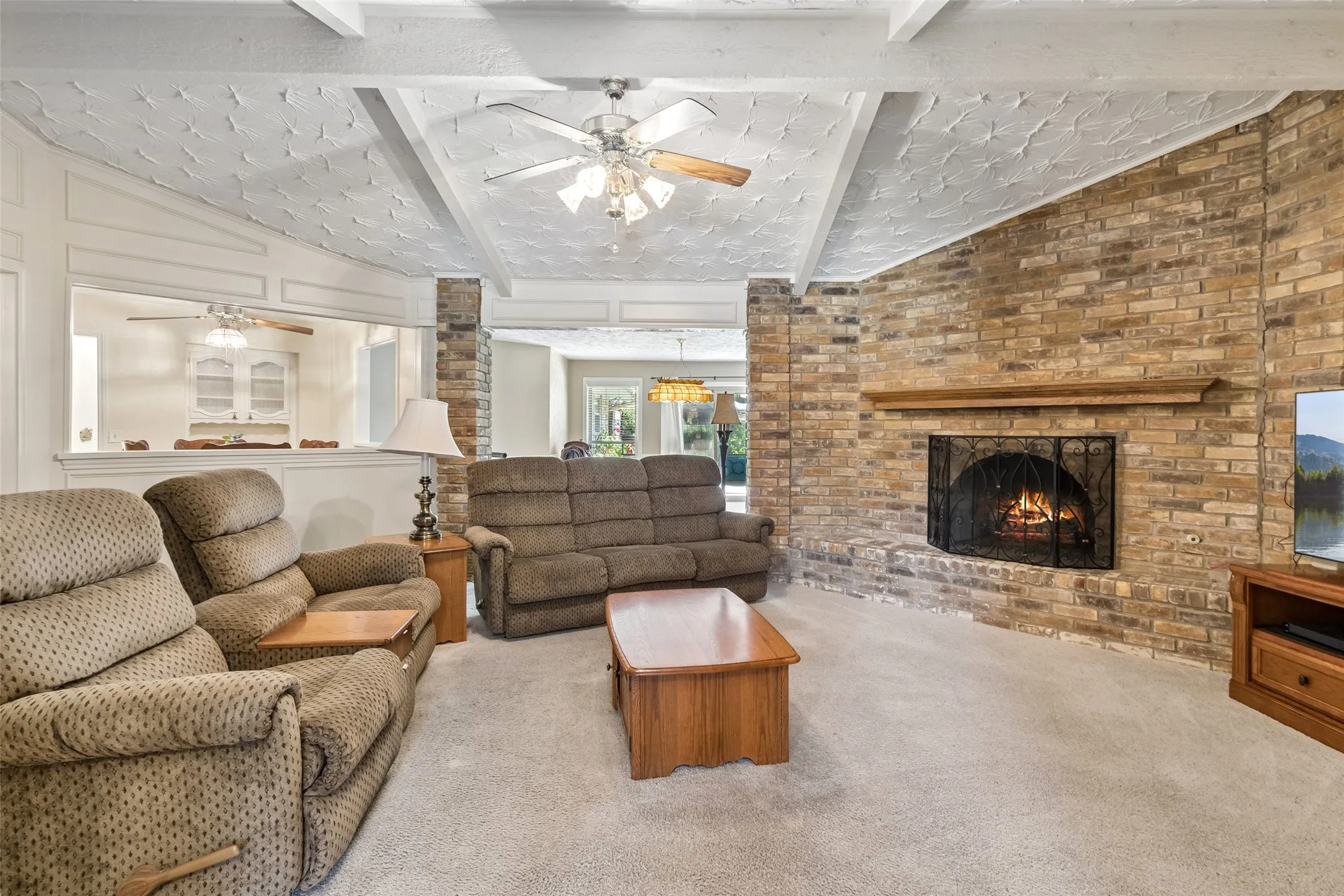 Single Family Residence For Sale in Collin County , 2829 Teakwood Lane, Plano, Texas 75075, 4 Bedroom, 3 Bathroom, Garage spaces, 2,932 Sqft, built in 1973, mls#21338131, Real Estate Agent in Plano, Homes For Sale in Collin county, Homes For Sale in Plano, Realtor in Plano Texas, Real Estate Brokerage Independent Realty Texas, Luminita Cordes Realtor