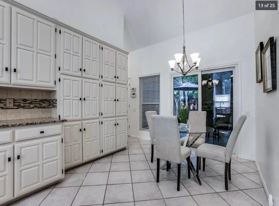 Single Family Residence For Sale in Dallas County , 818 Torrey Pines Lane, Garland, Texas 75044, 4 Bedroom, 3 Bathroom, 2 Garage spaces, 1,953 Sqft, built in 1986, mls#21342919, Real Estate Agent in Garland, Homes For Sale in Dallas county, Homes For Sale in Garland, Realtor in Garland Texas, Real Estate Brokerage Independent Realty Texas, Luminita Cordes Realtor
