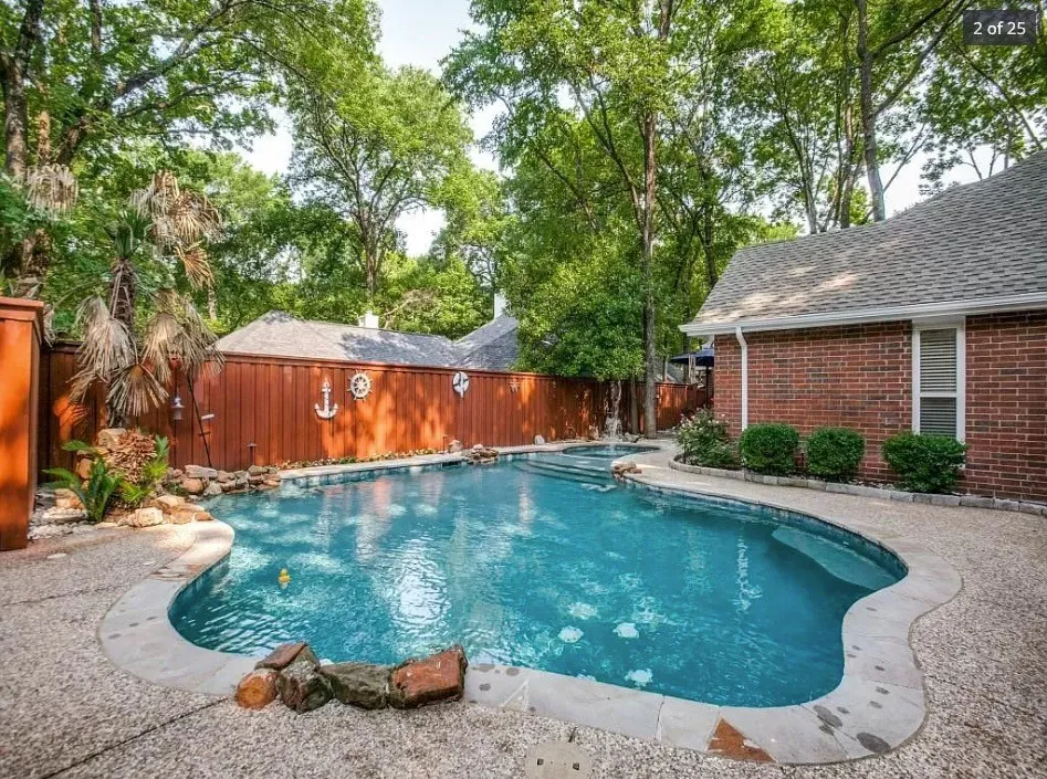 Single Family Residence For Sale in Dallas County , 818 Torrey Pines Lane, Garland, Texas 75044, 4 Bedroom, 3 Bathroom, 2 Garage spaces, 1,953 Sqft, built in 1986, mls#21342919, Real Estate Agent in Garland, Homes For Sale in Dallas county, Homes For Sale in Garland, Realtor in Garland Texas, Real Estate Brokerage Independent Realty Texas, Luminita Cordes Realtor