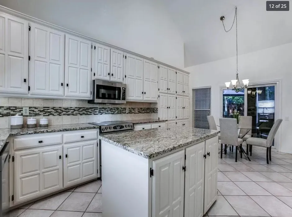 Single Family Residence For Sale in Dallas County , 818 Torrey Pines Lane, Garland, Texas 75044, 4 Bedroom, 3 Bathroom, 2 Garage spaces, 1,953 Sqft, built in 1986, mls#21342919, Real Estate Agent in Garland, Homes For Sale in Dallas county, Homes For Sale in Garland, Realtor in Garland Texas, Real Estate Brokerage Independent Realty Texas, Luminita Cordes Realtor