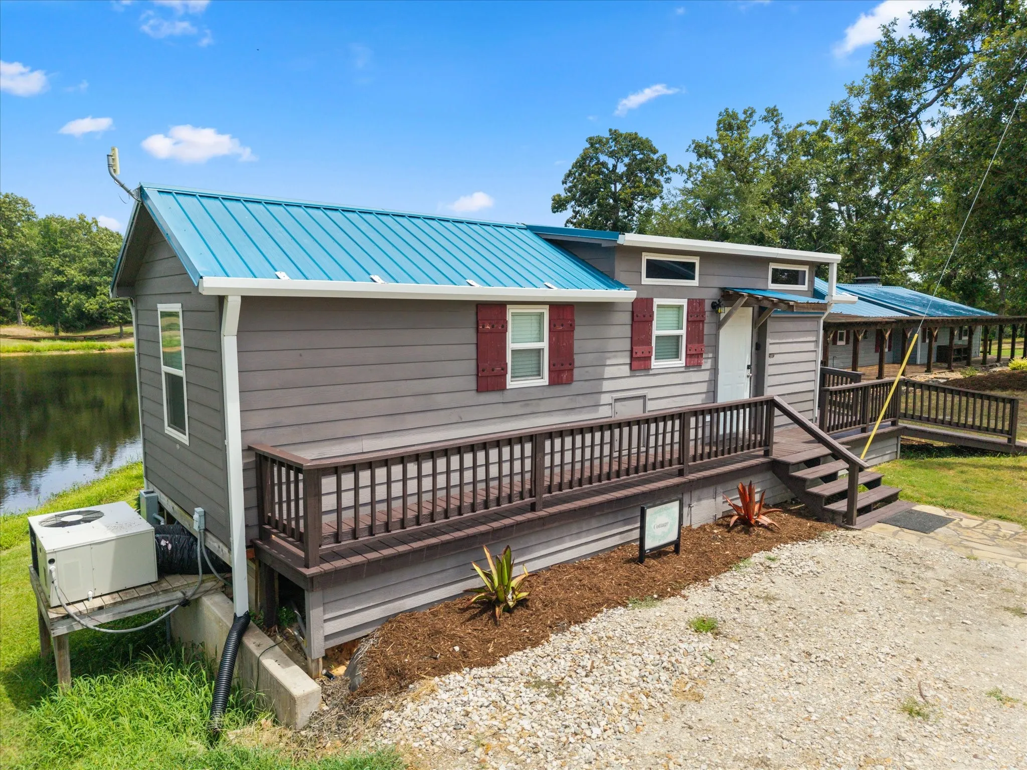 Single Family Residence For Sale in Rains County , 992 RS County Road 4325, Emory, Texas 75440, 3 Bedrooms, 3 Bathrooms, 6 Garage spaces, 2,312 Sqft, built in 1965, Price $1,900,000, mls#21342638, Real Estate Agent in Emory, Homes For Sale in Rains county, Homes For Sale in Emory, Realtor in Emory Texas, Real Estate Brokerage Independent Realty Texas, Luminita Cordes Realtor