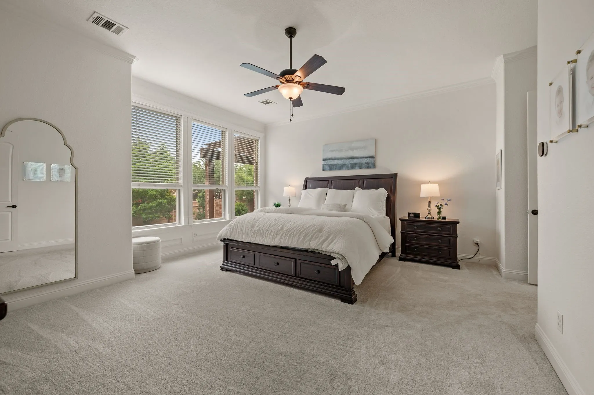 Single Family Residence For Sale in Tarrant County , 208 Silverado Trail, Keller, Texas 76248, 5 Bedroom, 4 Bathroom, 3 Garage spaces, 4,501 Sqft, built in 2010, mls#21322899, Real Estate Agent in Keller, Homes For Sale in Tarrant county, Homes For Sale in Keller, Realtor in Keller Texas, Real Estate Brokerage Independent Realty Texas, Luminita Cordes Realtor