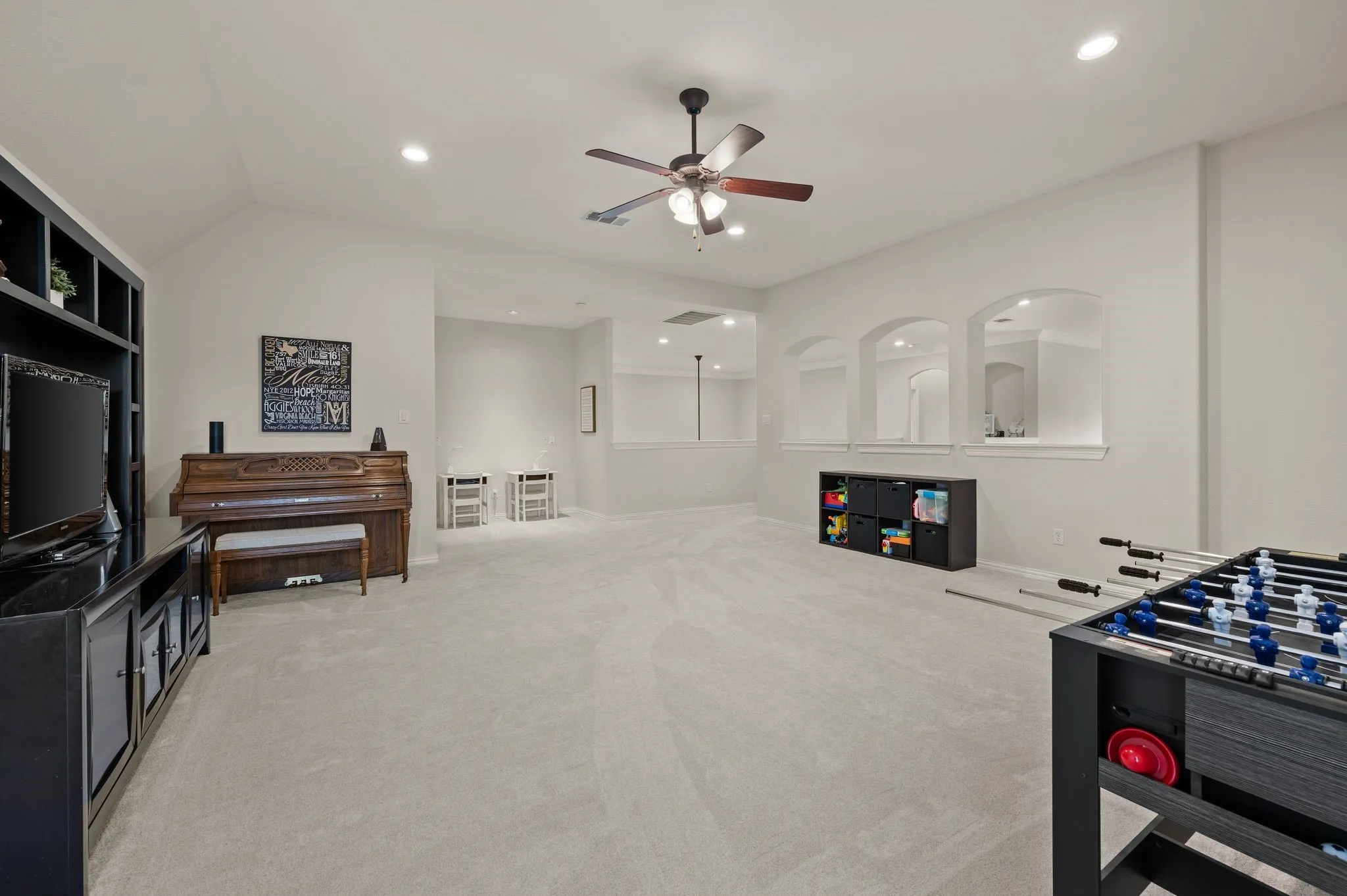 Single Family Residence For Sale in Tarrant County , 208 Silverado Trail, Keller, Texas 76248, 5 Bedroom, 4 Bathroom, 3 Garage spaces, 4,501 Sqft, built in 2010, mls#21322899, Real Estate Agent in Keller, Homes For Sale in Tarrant county, Homes For Sale in Keller, Realtor in Keller Texas, Real Estate Brokerage Independent Realty Texas, Luminita Cordes Realtor