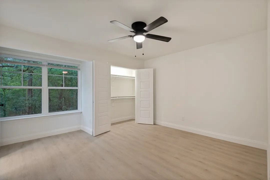 Single Family Residence For Sale in Van Zandt County , 1311 Forrest Drive, Canton, Texas 75103, 3 Bedroom, 2 Bathroom, 2 Garage spaces, 1,454 Sqft, built in 1973, mls#21342225, Real Estate Agent in Canton, Homes For Sale in Van Zandt county, Homes For Sale in Canton, Realtor in Canton Texas, Real Estate Brokerage Independent Realty Texas, Luminita Cordes Realtor