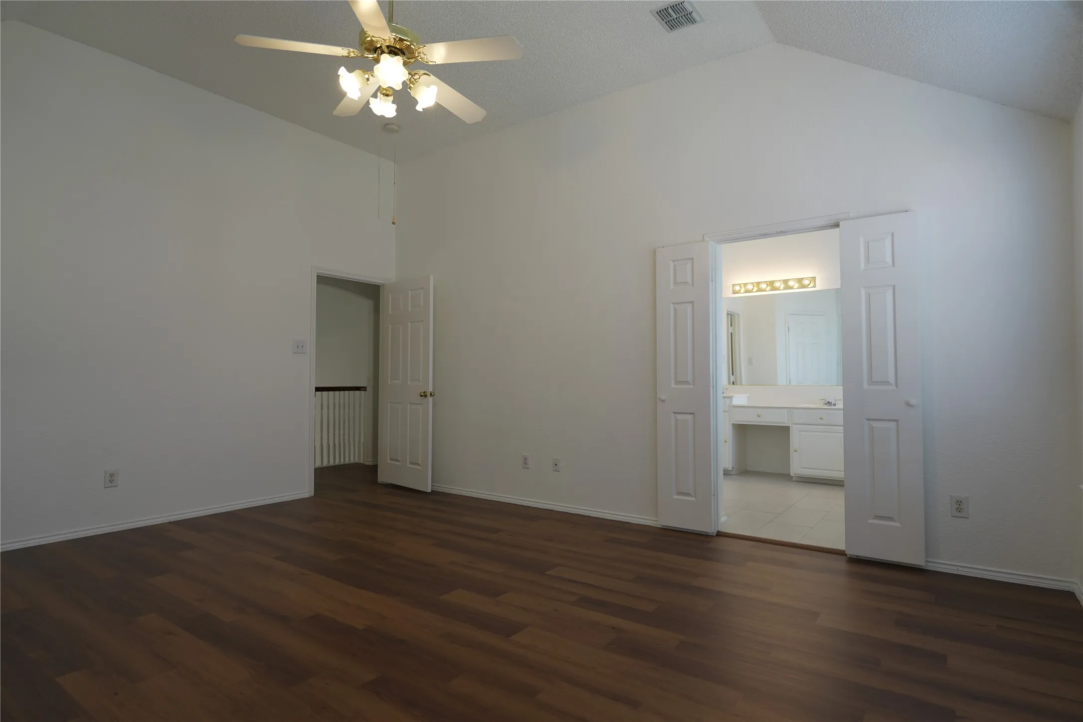 Single Family Residence For Rent in Collin County , 2032 Fox Glen Drive, Allen, Texas 75013, 4 Bedroom, 3 Bathroom, 2 Garage spaces, 2,682 Sqft, built in 1997, mls#21342921, Real Estate Agent in Allen, Homes For Rent in Collin county, Homes For Rent in Allen, Realtor in Allen Texas, Real Estate Brokerage Independent Realty Texas, Luminita Cordes Realtor