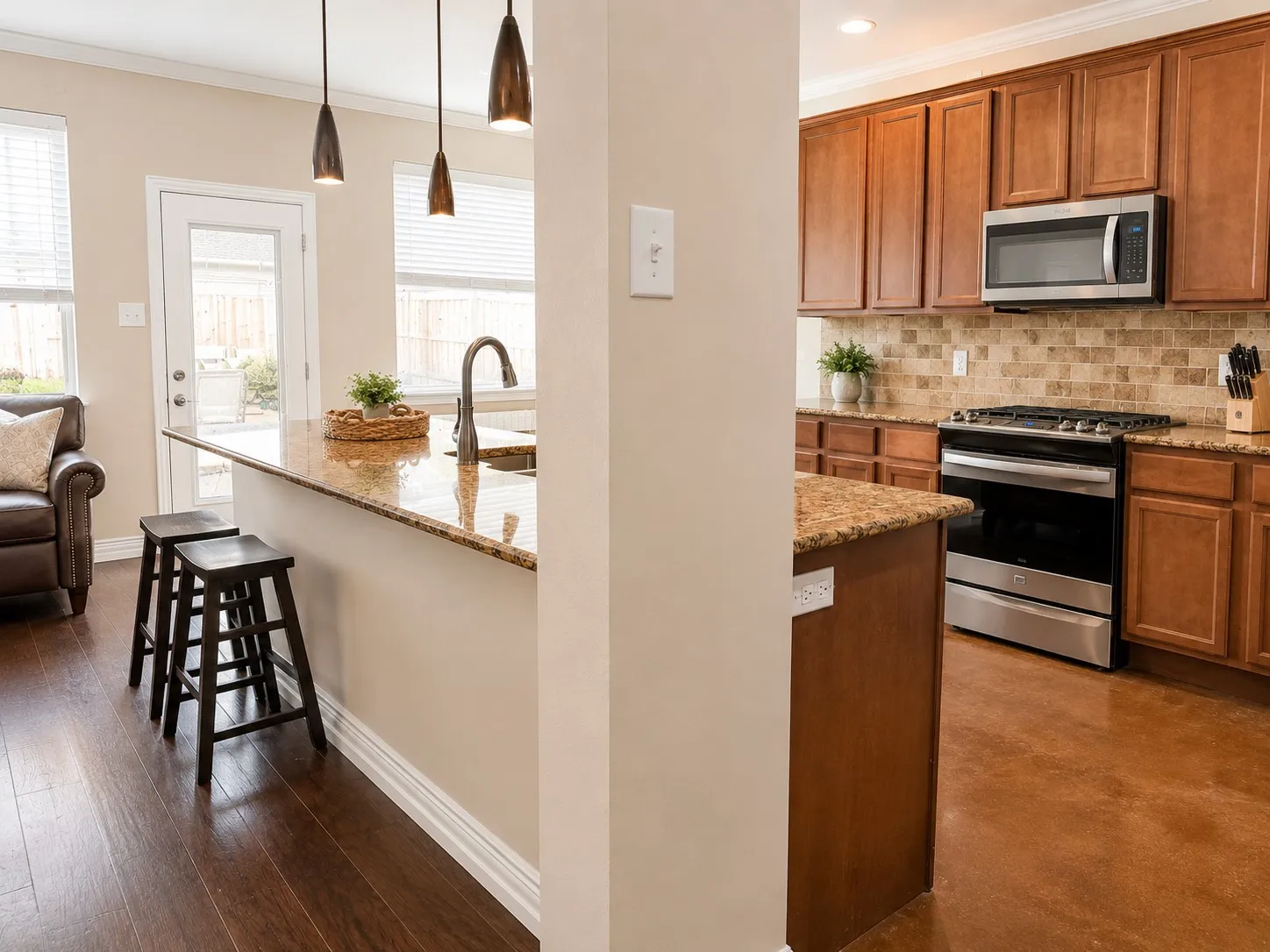 Single Family Residence For Sale in Denton County , 2317 Basswood Drive, Little Elm, Texas 75068, 4 Bedrooms, 3 Bathrooms, 2 Garage spaces, 2,611 Sqft, built in 2000, Price $449,900, mls#21342948, Real Estate Agent in Little Elm, Homes For Sale in Denton county, Homes For Sale in Little Elm, Realtor in Little Elm Texas, Real Estate Brokerage Independent Realty Texas, Luminita Cordes Realtor