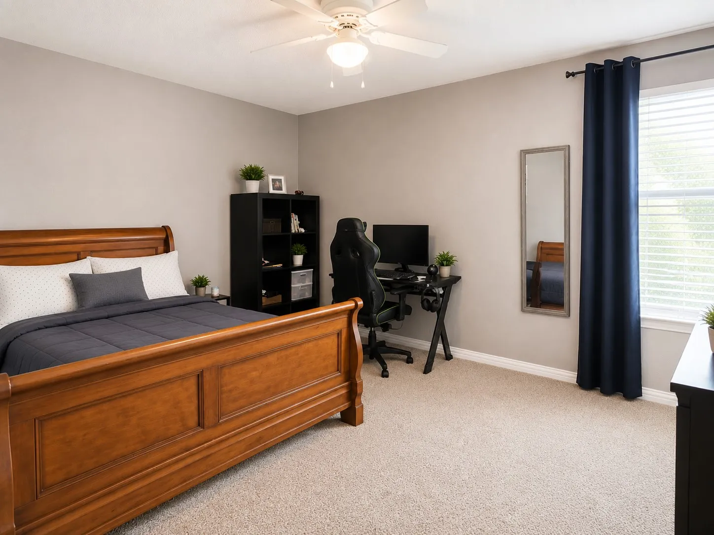 Single Family Residence For Sale in Denton County , 2317 Basswood Drive, Little Elm, Texas 75068, 4 Bedrooms, 3 Bathrooms, 2 Garage spaces, 2,611 Sqft, built in 2000, Price $449,900, mls#21342948, Real Estate Agent in Little Elm, Homes For Sale in Denton county, Homes For Sale in Little Elm, Realtor in Little Elm Texas, Real Estate Brokerage Independent Realty Texas, Luminita Cordes Realtor