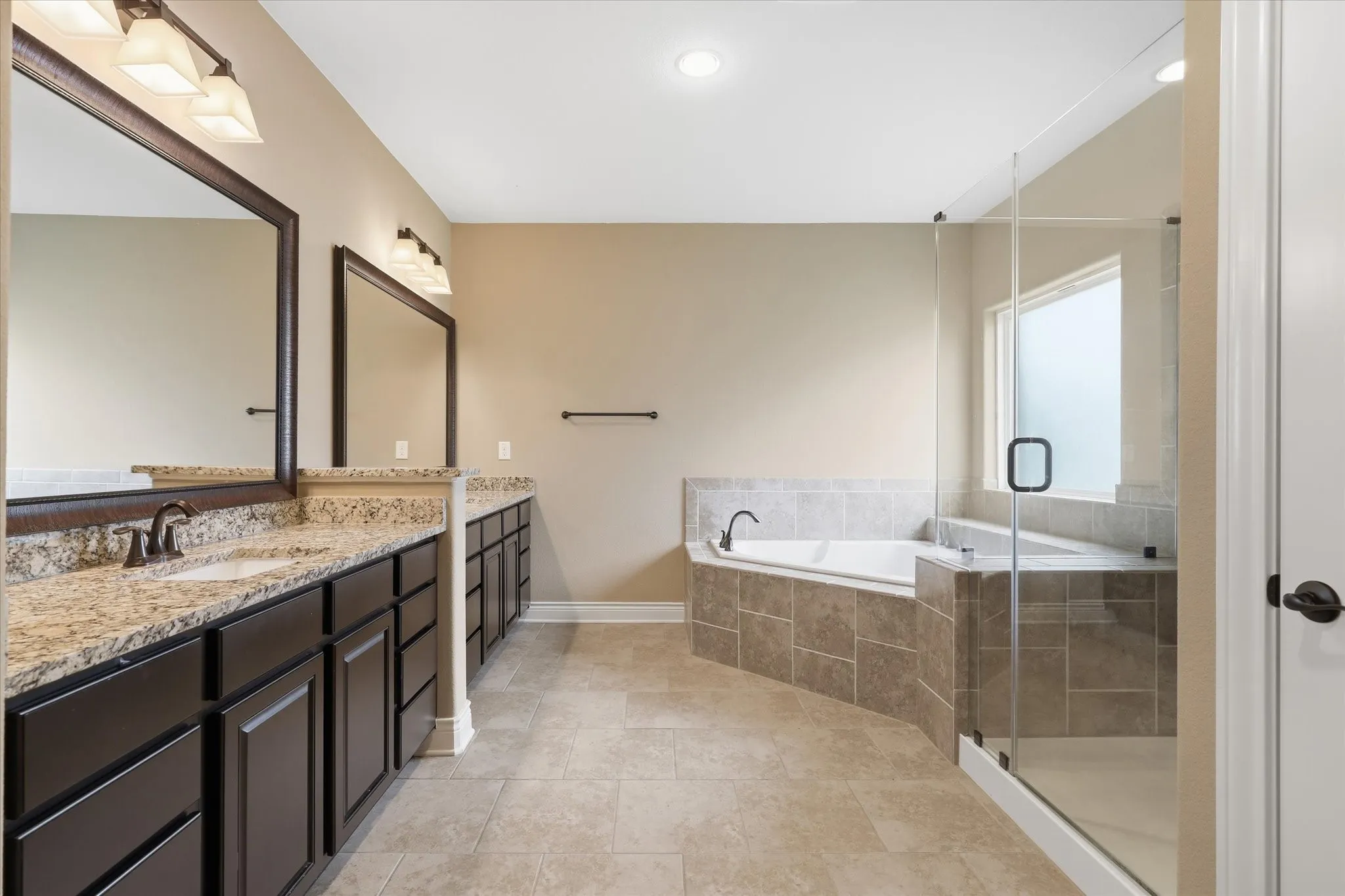 Single Family Residence For Sale in Denton County , 127 Dogwood Drive, Krugerville, Texas 76227, 4 Bedroom, 5 Bathroom, 3 Garage spaces, 4,058 Sqft, built in 2017, mls#21342441, Real Estate Agent in Krugerville, Homes For Sale in Denton county, Homes For Sale in Krugerville, Realtor in Krugerville Texas, Real Estate Brokerage Independent Realty Texas, Luminita Cordes Realtor