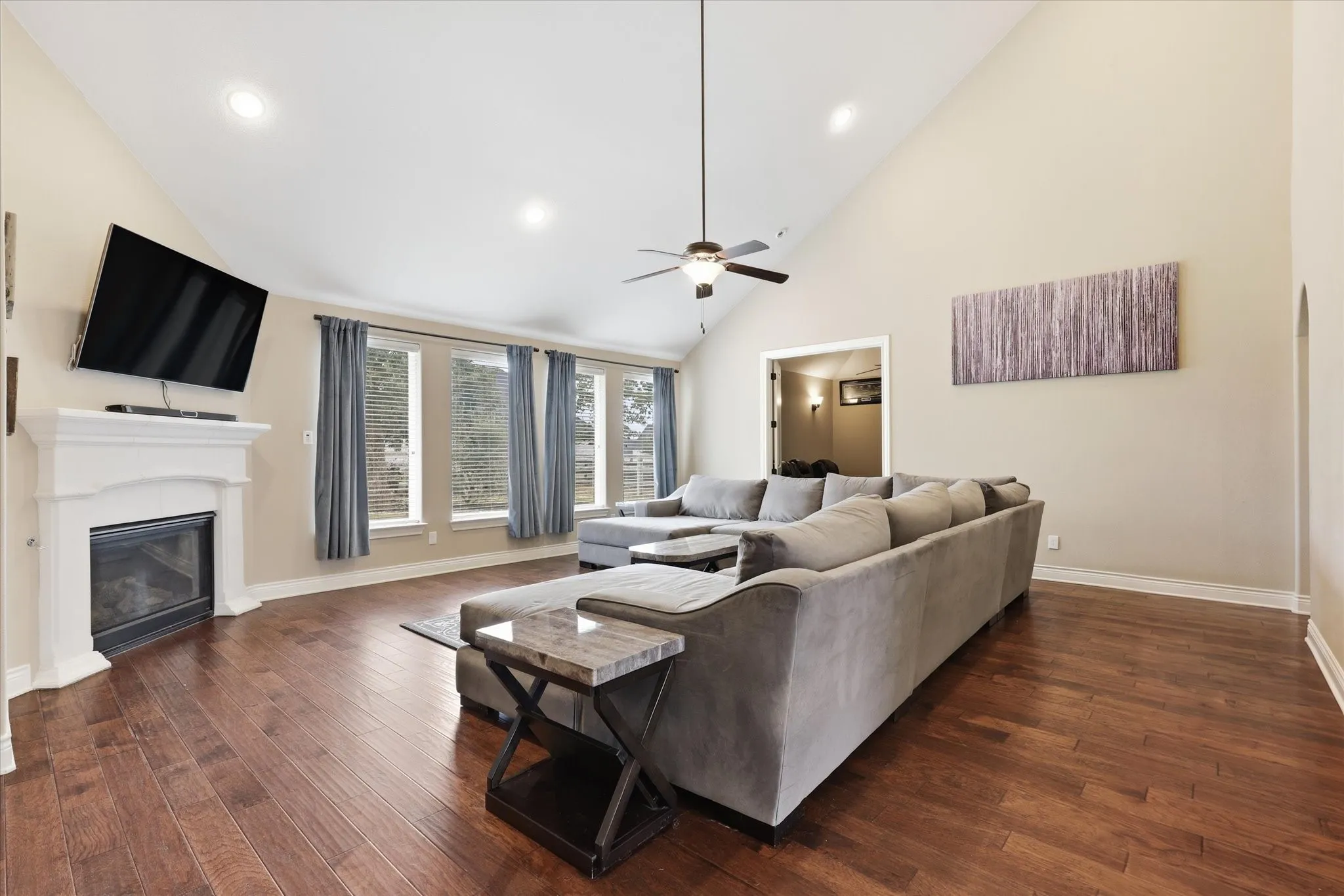 Single Family Residence For Sale in Denton County , 127 Dogwood Drive, Krugerville, Texas 76227, 4 Bedroom, 5 Bathroom, 3 Garage spaces, 4,058 Sqft, built in 2017, mls#21342441, Real Estate Agent in Krugerville, Homes For Sale in Denton county, Homes For Sale in Krugerville, Realtor in Krugerville Texas, Real Estate Brokerage Independent Realty Texas, Luminita Cordes Realtor