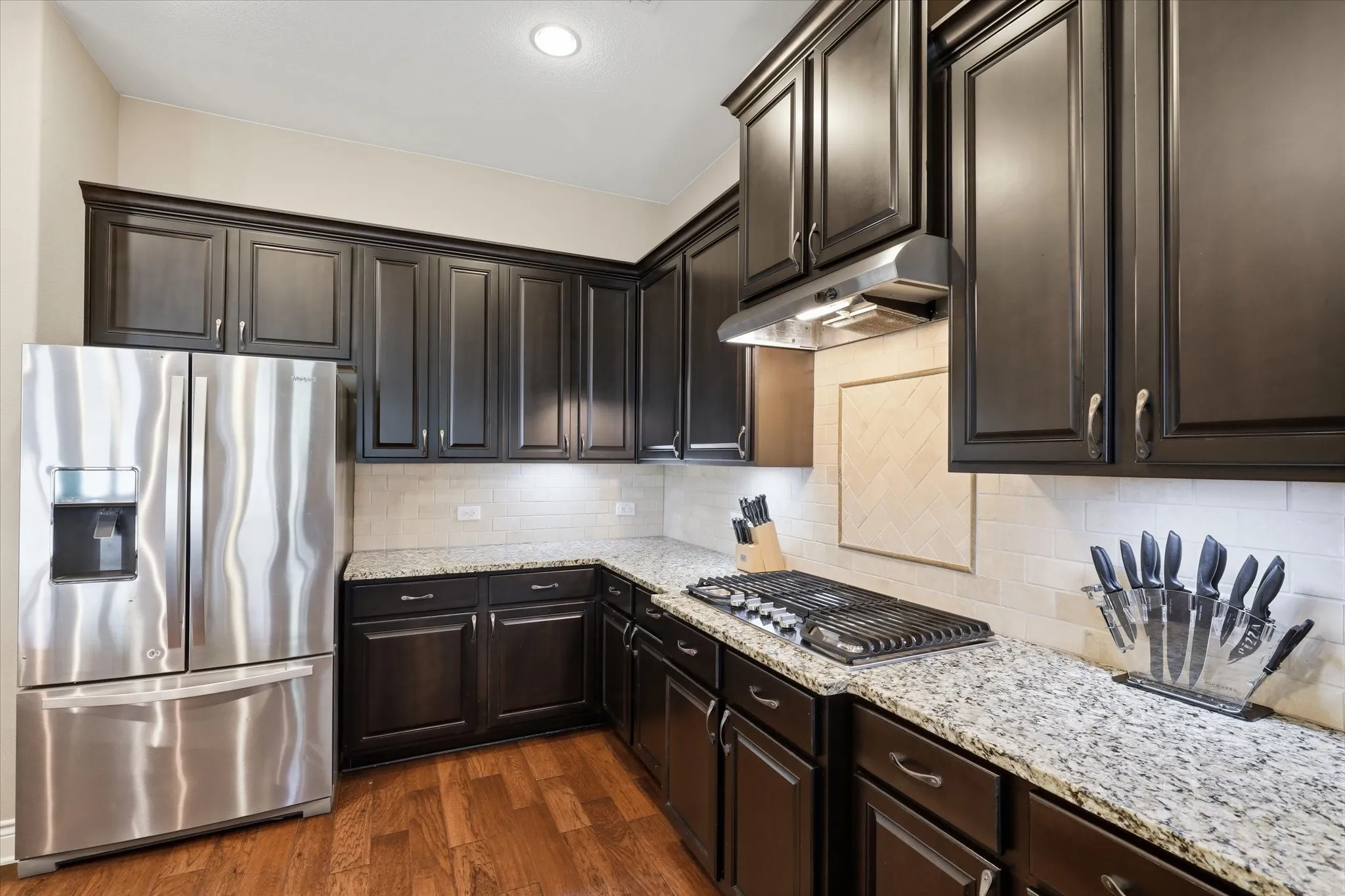 Single Family Residence For Sale in Denton County , 127 Dogwood Drive, Krugerville, Texas 76227, 4 Bedroom, 5 Bathroom, 3 Garage spaces, 4,058 Sqft, built in 2017, mls#21342441, Real Estate Agent in Krugerville, Homes For Sale in Denton county, Homes For Sale in Krugerville, Realtor in Krugerville Texas, Real Estate Brokerage Independent Realty Texas, Luminita Cordes Realtor