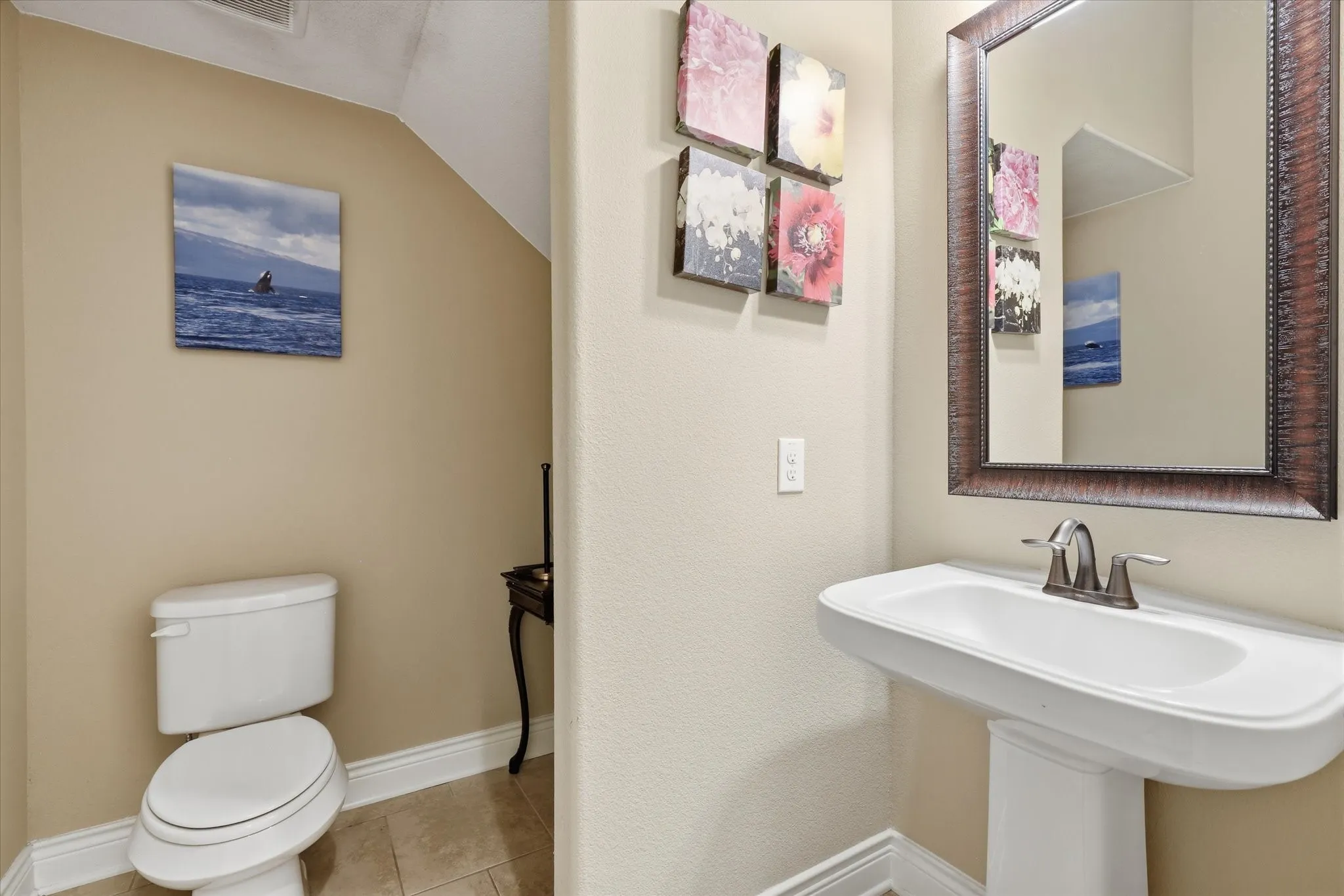 Single Family Residence For Sale in Denton County , 127 Dogwood Drive, Krugerville, Texas 76227, 4 Bedroom, 5 Bathroom, 3 Garage spaces, 4,058 Sqft, built in 2017, mls#21342441, Real Estate Agent in Krugerville, Homes For Sale in Denton county, Homes For Sale in Krugerville, Realtor in Krugerville Texas, Real Estate Brokerage Independent Realty Texas, Luminita Cordes Realtor