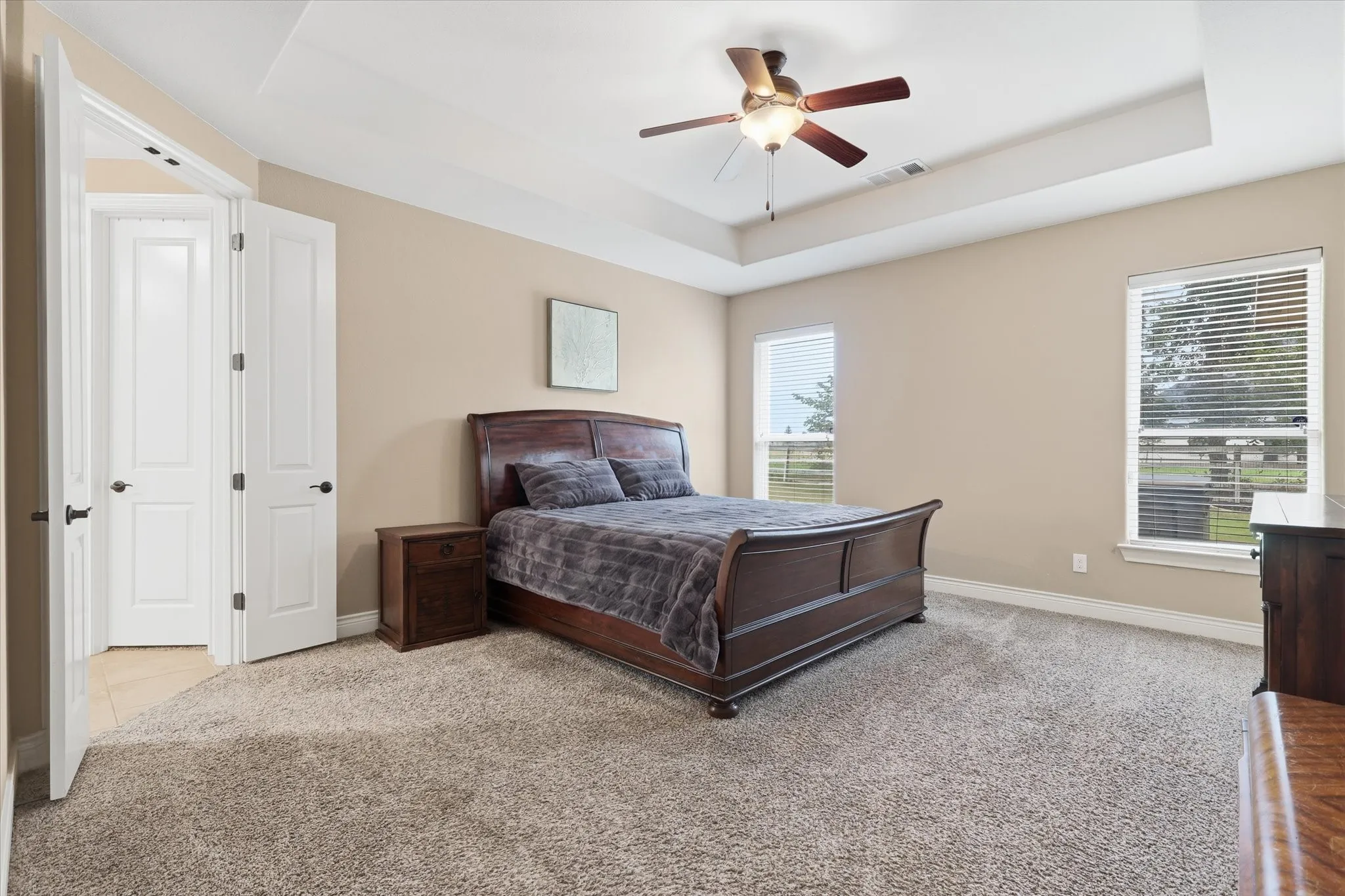 Single Family Residence For Sale in Denton County , 127 Dogwood Drive, Krugerville, Texas 76227, 4 Bedroom, 5 Bathroom, 3 Garage spaces, 4,058 Sqft, built in 2017, mls#21342441, Real Estate Agent in Krugerville, Homes For Sale in Denton county, Homes For Sale in Krugerville, Realtor in Krugerville Texas, Real Estate Brokerage Independent Realty Texas, Luminita Cordes Realtor