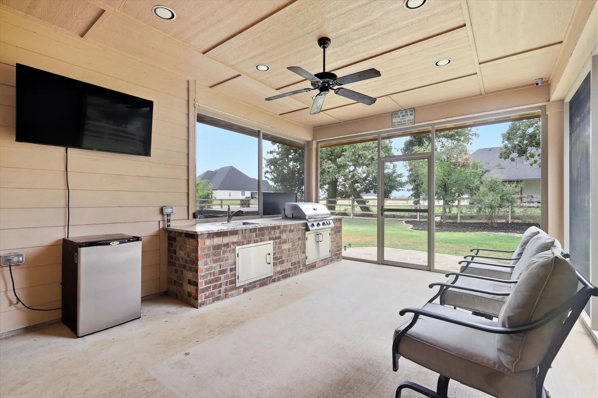 Single Family Residence For Sale in Denton County , 127 Dogwood Drive, Krugerville, Texas 76227, 4 Bedroom, 5 Bathroom, 3 Garage spaces, 4,058 Sqft, built in 2017, mls#21342441, Real Estate Agent in Krugerville, Homes For Sale in Denton county, Homes For Sale in Krugerville, Realtor in Krugerville Texas, Real Estate Brokerage Independent Realty Texas, Luminita Cordes Realtor