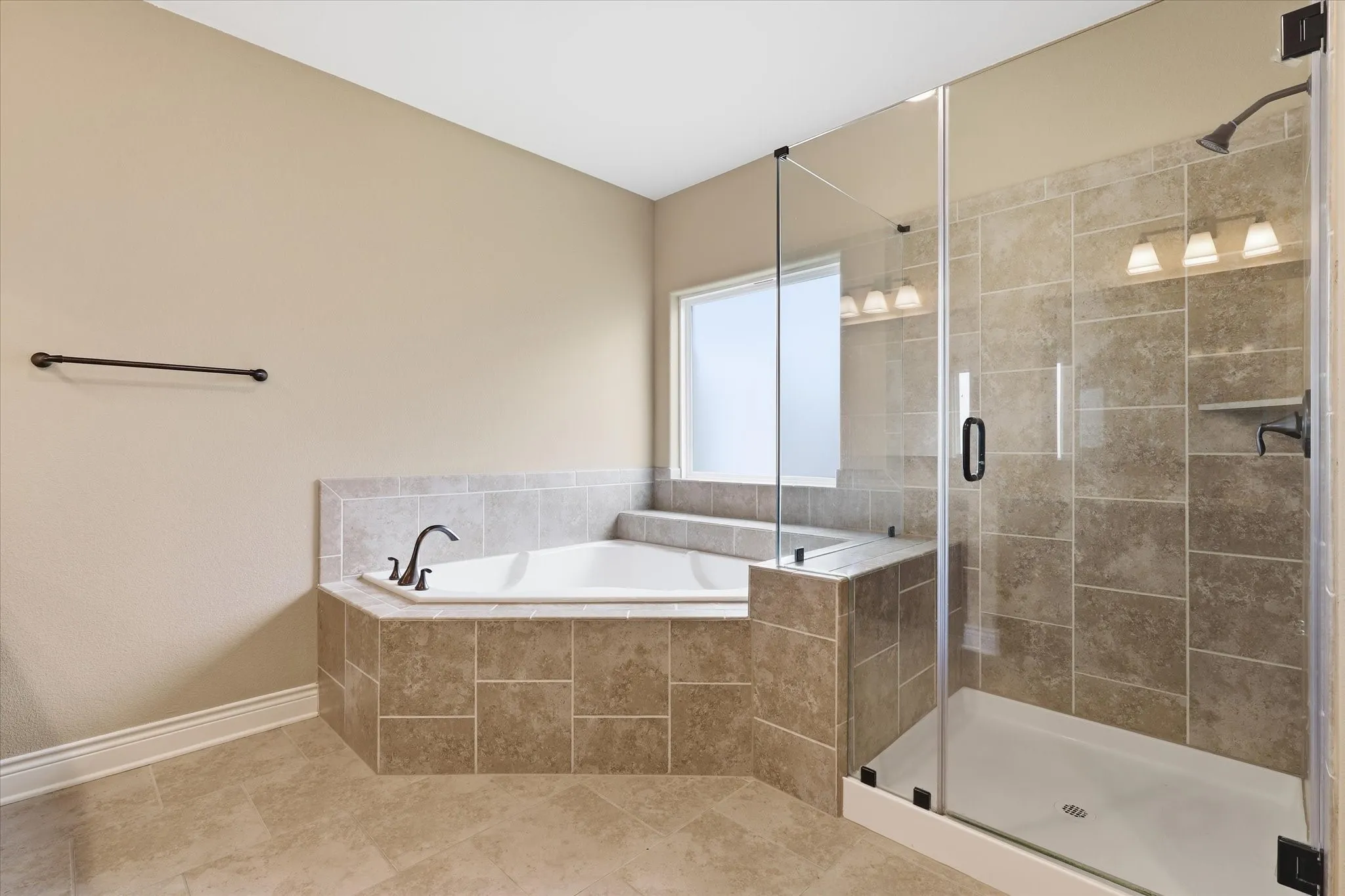 Single Family Residence For Sale in Denton County , 127 Dogwood Drive, Krugerville, Texas 76227, 4 Bedroom, 5 Bathroom, 3 Garage spaces, 4,058 Sqft, built in 2017, mls#21342441, Real Estate Agent in Krugerville, Homes For Sale in Denton county, Homes For Sale in Krugerville, Realtor in Krugerville Texas, Real Estate Brokerage Independent Realty Texas, Luminita Cordes Realtor
