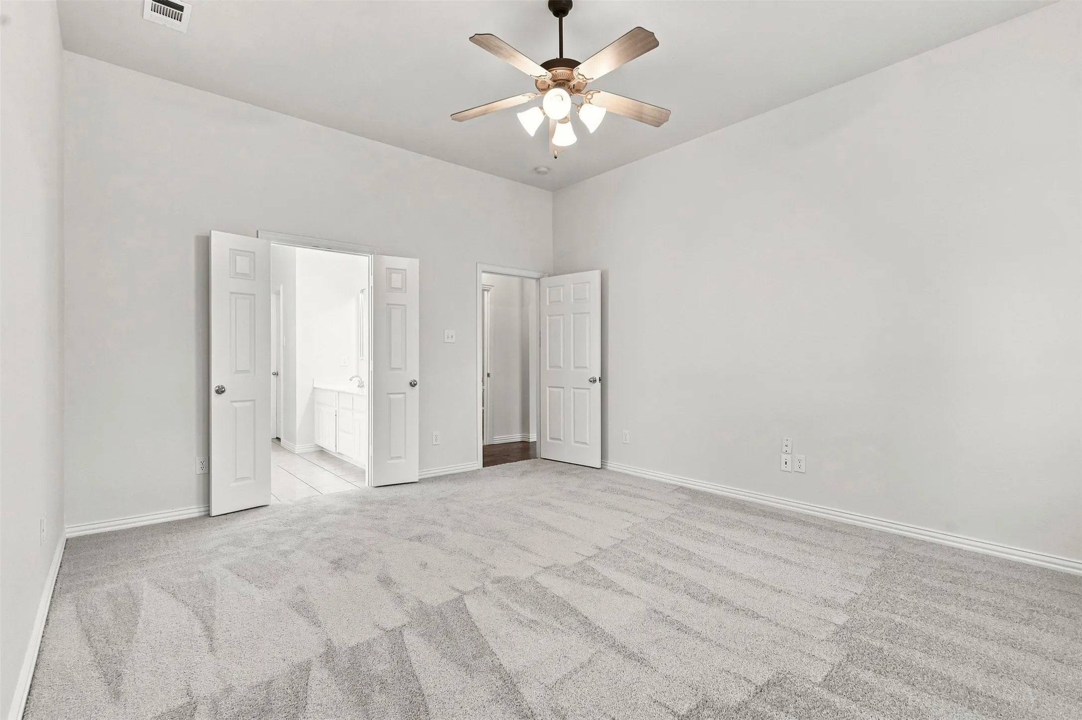 Single Family Residence For Rent in Collin County , 1908 Hopkins Drive, Mc Kinney, Texas 75072, 3 Bedroom, 3 Bathroom, 2 Garage spaces, 2,115 Sqft, built in 2005, mls#21340608, Real Estate Agent in Mc Kinney, Homes For Rent in Collin county, Homes For Rent in Mc Kinney, Realtor in Mc Kinney Texas, Real Estate Brokerage Independent Realty Texas, Luminita Cordes Realtor