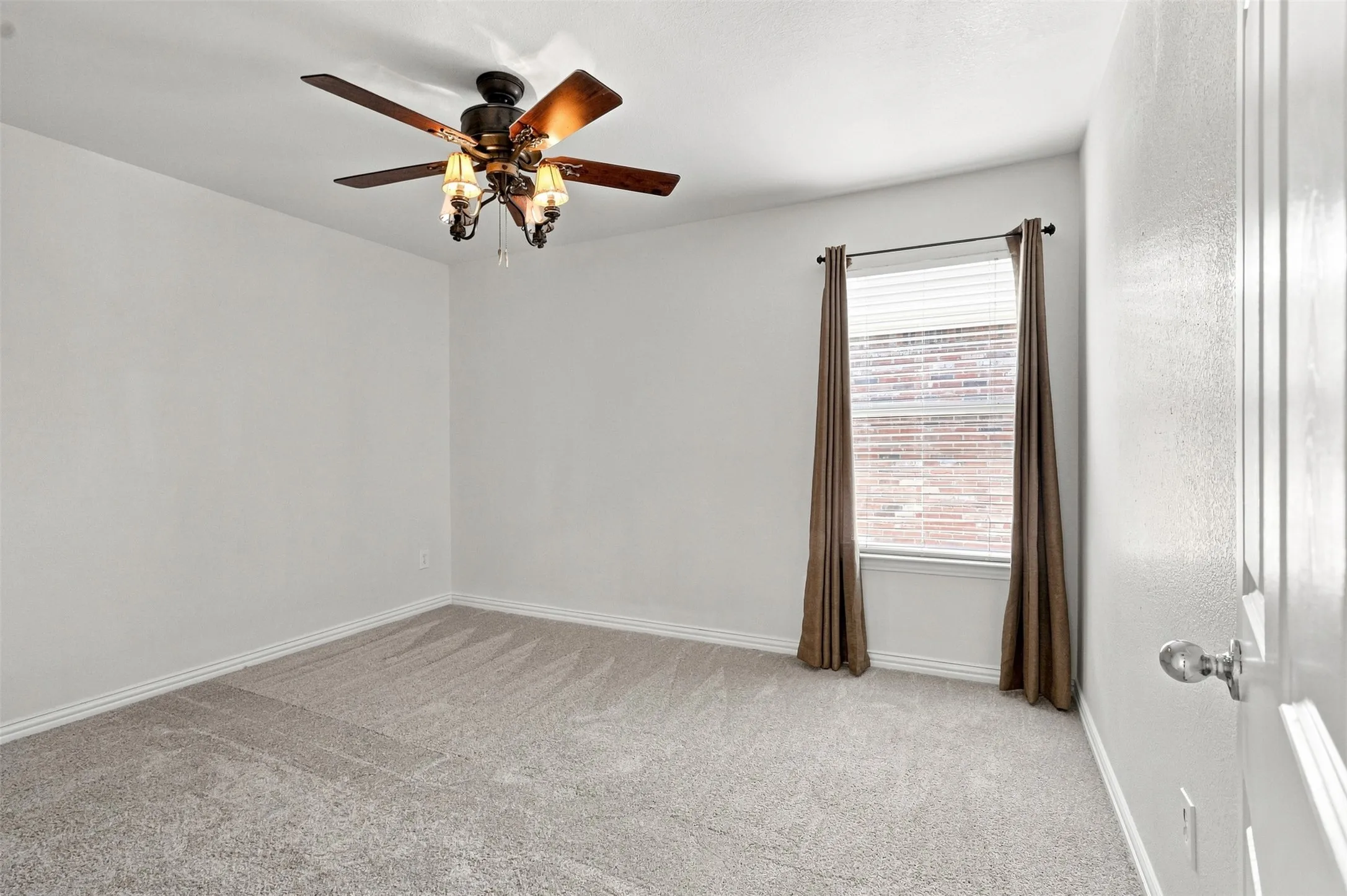Single Family Residence For Rent in Collin County , 1908 Hopkins Drive, Mc Kinney, Texas 75072, 3 Bedroom, 3 Bathroom, 2 Garage spaces, 2,115 Sqft, built in 2005, mls#21340608, Real Estate Agent in Mc Kinney, Homes For Rent in Collin county, Homes For Rent in Mc Kinney, Realtor in Mc Kinney Texas, Real Estate Brokerage Independent Realty Texas, Luminita Cordes Realtor