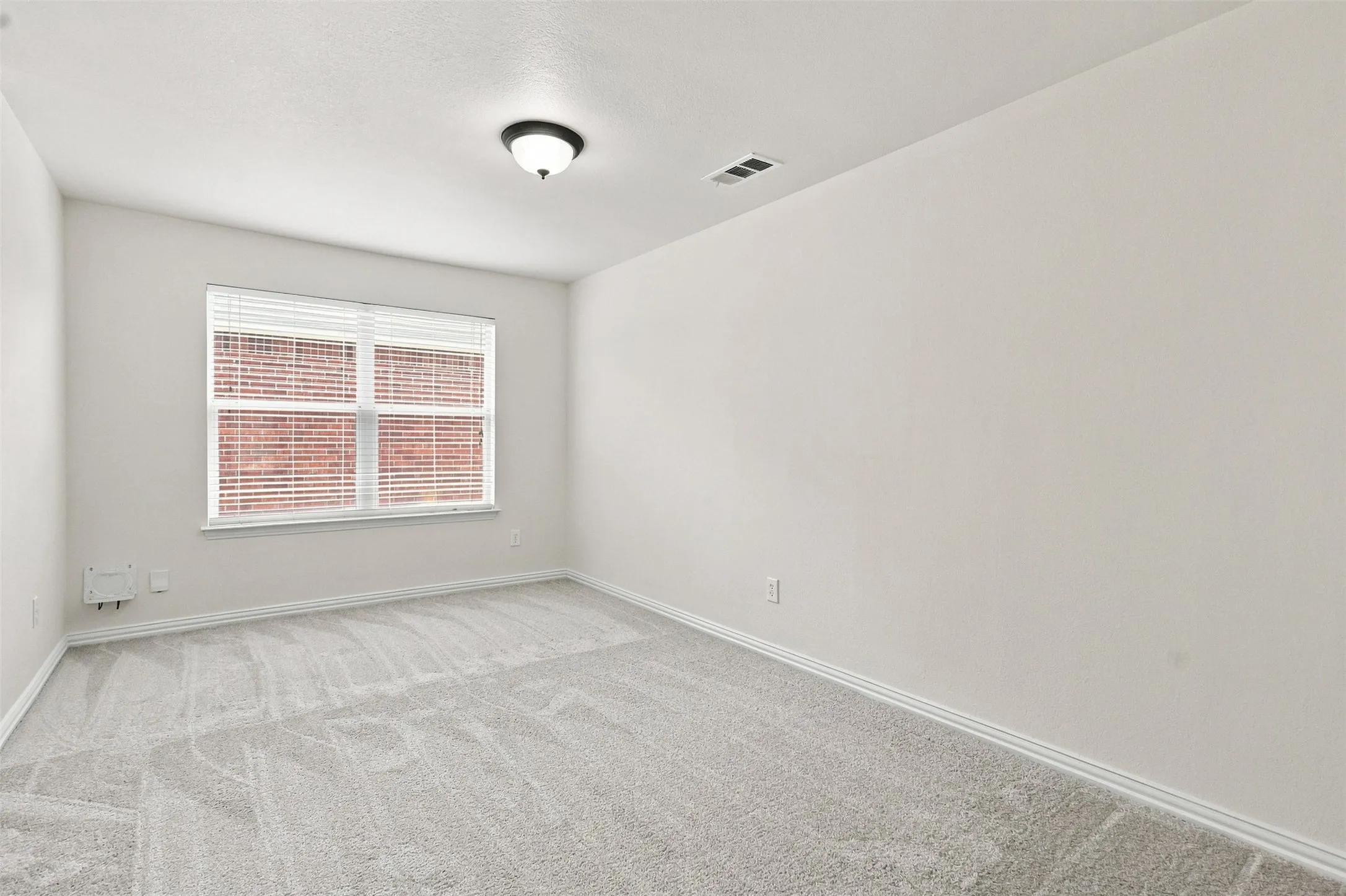 Single Family Residence For Rent in Collin County , 1908 Hopkins Drive, Mc Kinney, Texas 75072, 3 Bedroom, 3 Bathroom, 2 Garage spaces, 2,115 Sqft, built in 2005, mls#21340608, Real Estate Agent in Mc Kinney, Homes For Rent in Collin county, Homes For Rent in Mc Kinney, Realtor in Mc Kinney Texas, Real Estate Brokerage Independent Realty Texas, Luminita Cordes Realtor