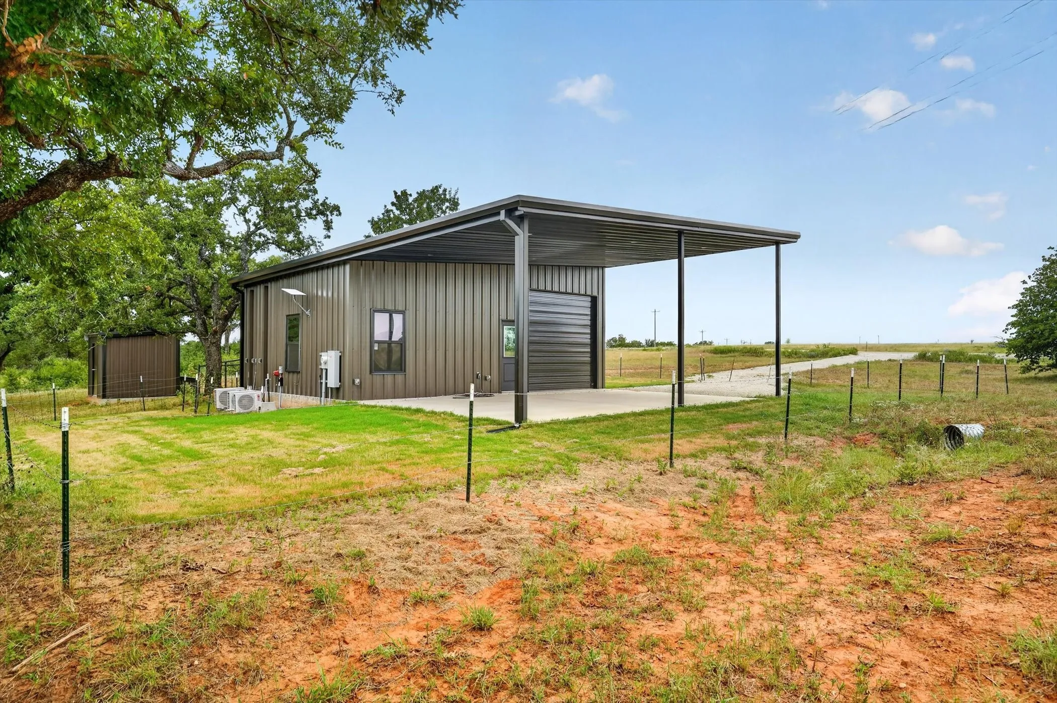 Single Family Residence For Sale in Palo Pinto County , 1155 Shelby Ranch Drive, Palo Pinto, Texas 76484, 1 Bedroom, 1 Bathroom, Garage spaces, 720 Sqft, built in 2025, mls#21336092, Real Estate Agent in Palo Pinto, Homes For Sale in Palo Pinto county, Homes For Sale in Palo Pinto, Realtor in Palo Pinto Texas, Real Estate Brokerage Independent Realty Texas, Luminita Cordes Realtor