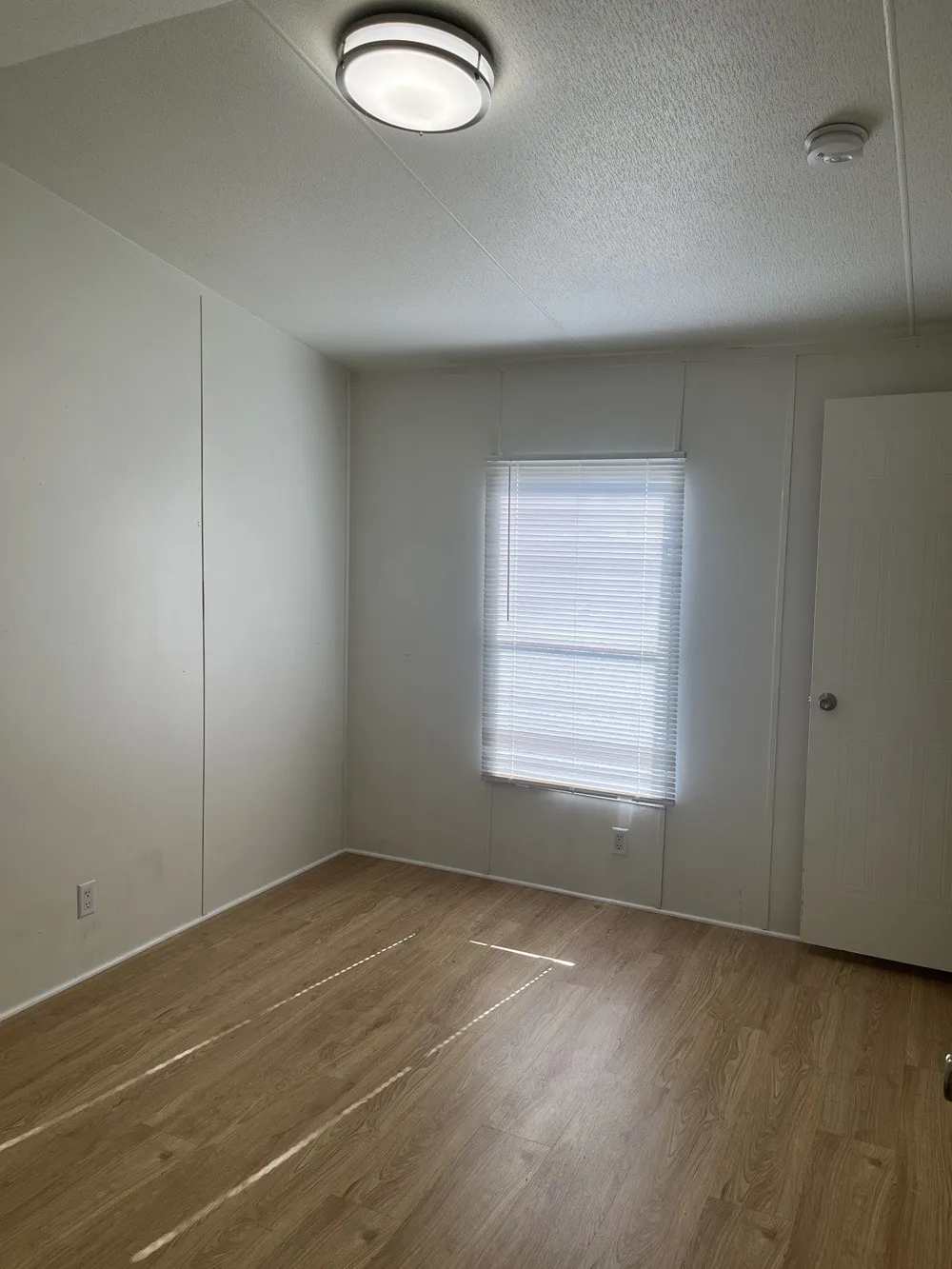 Mobile Home For Rent in Collin County , 8514 County Road 623, Blue Ridge, Texas 75424, 3 Bedroom, 2 Bathroom, Garage spaces, 1,264 Sqft, built in 2004, mls#21342958, Real Estate Agent in Blue Ridge, Homes For Rent in Collin county, Homes For Rent in Blue Ridge, Realtor in Blue Ridge Texas, Real Estate Brokerage Independent Realty Texas, Luminita Cordes Realtor