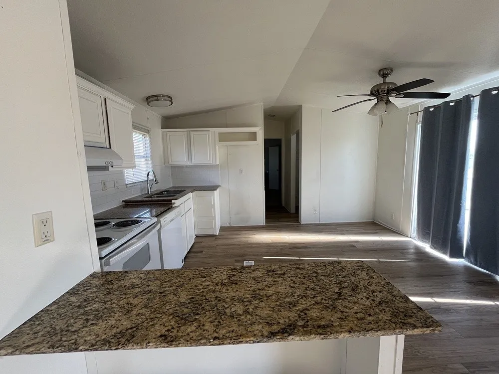 Mobile Home For Rent in Collin County , 8514 County Road 623, Blue Ridge, Texas 75424, 3 Bedroom, 2 Bathroom, Garage spaces, 1,264 Sqft, built in 2004, mls#21342958, Real Estate Agent in Blue Ridge, Homes For Rent in Collin county, Homes For Rent in Blue Ridge, Realtor in Blue Ridge Texas, Real Estate Brokerage Independent Realty Texas, Luminita Cordes Realtor