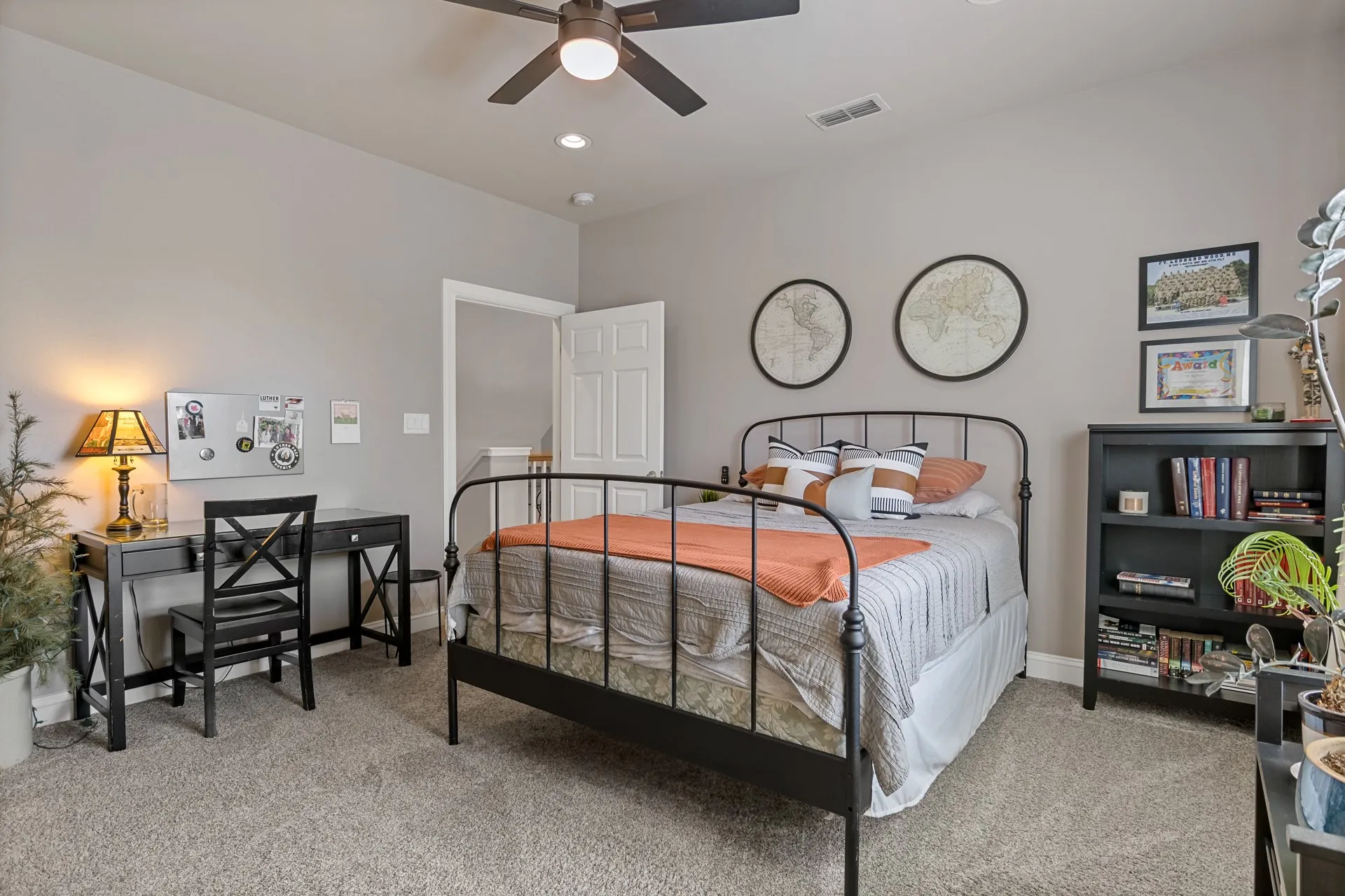 Single Family Residence For Sale in Titus County , 245 Private Road 2714, Mt Pleasant, Texas 75455, 4 Bedroom, 4 Bathroom, 2 Garage spaces, 3,154 Sqft, built in 2014, mls#21342674, Real Estate Agent in Mt Pleasant, Homes For Sale in Titus county, Homes For Sale in Mt Pleasant, Realtor in Mt Pleasant Texas, Real Estate Brokerage Independent Realty Texas, Luminita Cordes Realtor