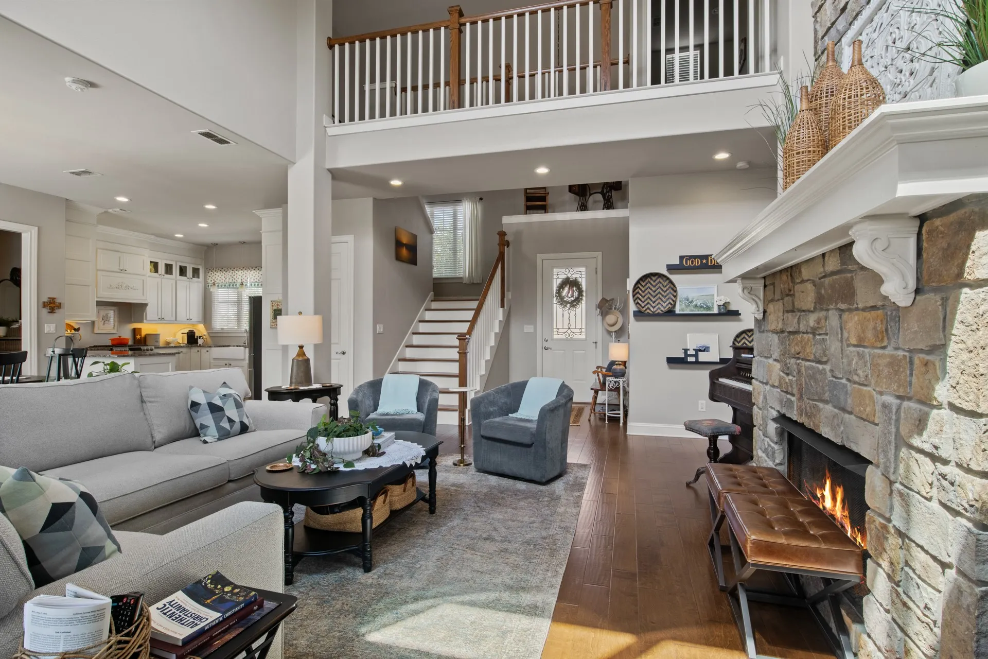 Single Family Residence For Sale in Titus County , 245 Private Road 2714, Mt Pleasant, Texas 75455, 4 Bedroom, 4 Bathroom, 2 Garage spaces, 3,154 Sqft, built in 2014, mls#21342674, Real Estate Agent in Mt Pleasant, Homes For Sale in Titus county, Homes For Sale in Mt Pleasant, Realtor in Mt Pleasant Texas, Real Estate Brokerage Independent Realty Texas, Luminita Cordes Realtor