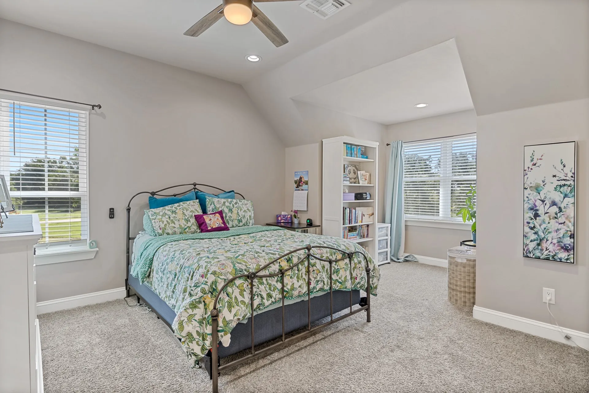 Single Family Residence For Sale in Titus County , 245 Private Road 2714, Mt Pleasant, Texas 75455, 4 Bedroom, 4 Bathroom, 2 Garage spaces, 3,154 Sqft, built in 2014, mls#21342674, Real Estate Agent in Mt Pleasant, Homes For Sale in Titus county, Homes For Sale in Mt Pleasant, Realtor in Mt Pleasant Texas, Real Estate Brokerage Independent Realty Texas, Luminita Cordes Realtor
