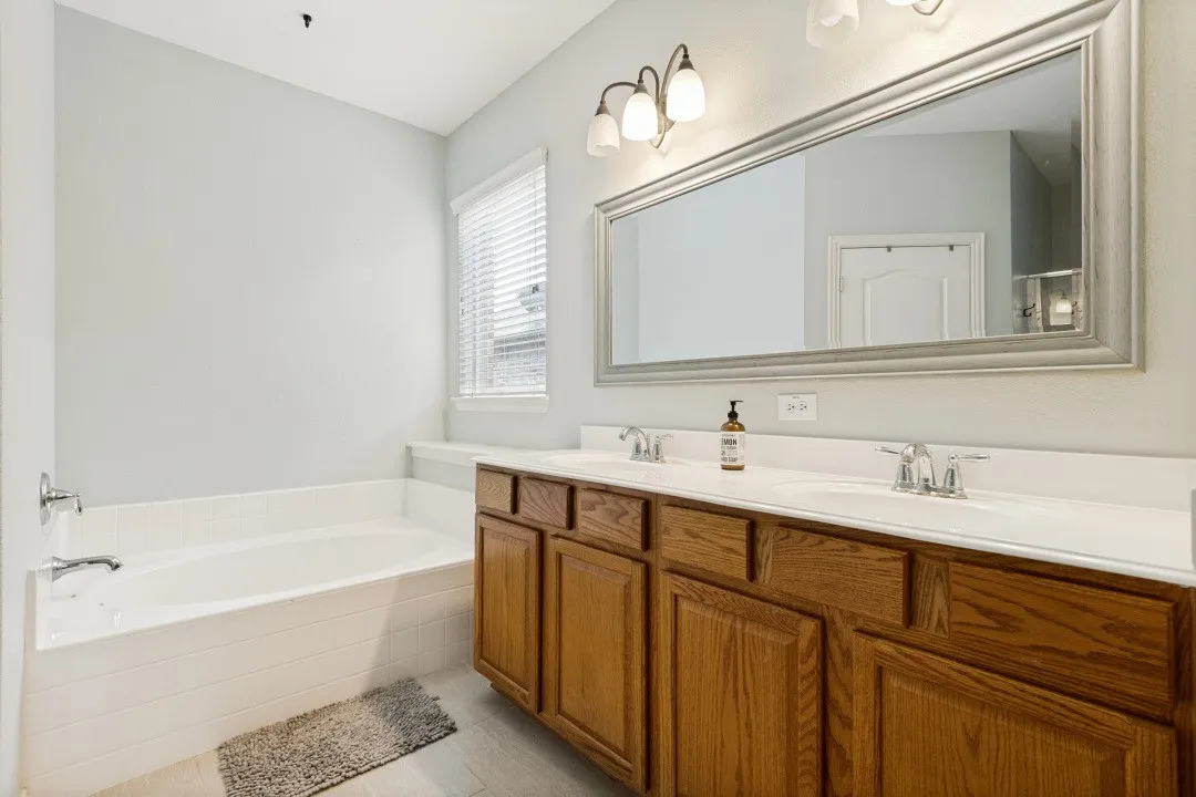 Single Family Residence For Rent in Rockwall County , 314 Blackhaw Drive, Fate, Texas 75087, 4 Bedroom, 3 Bathroom, 2 Garage spaces, 2,584 Sqft, built in 2009, mls#21342965, Real Estate Agent in Fate, Homes For Rent in Rockwall county, Homes For Rent in Fate, Realtor in Fate Texas, Real Estate Brokerage Independent Realty Texas, Luminita Cordes Realtor