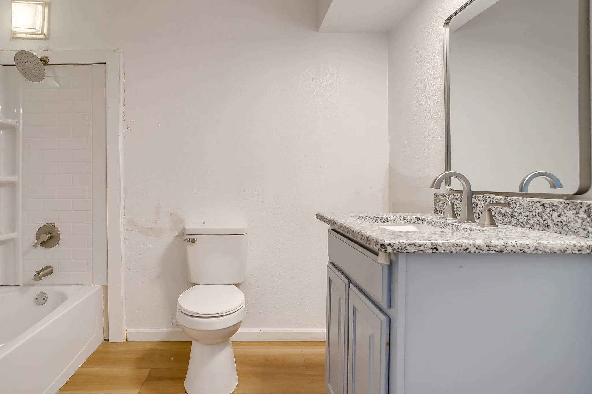 Single Family Residence For Rent in Hill County , 163 Giant Cedar Trail, Whitney, Texas 76692, 4 Bedroom, 2 Bathroom, Garage spaces, 2,480 Sqft, built in 1960, mls#21342950, Real Estate Agent in Whitney, Homes For Rent in Hill county, Homes For Rent in Whitney, Realtor in Whitney Texas, Real Estate Brokerage Independent Realty Texas, Luminita Cordes Realtor