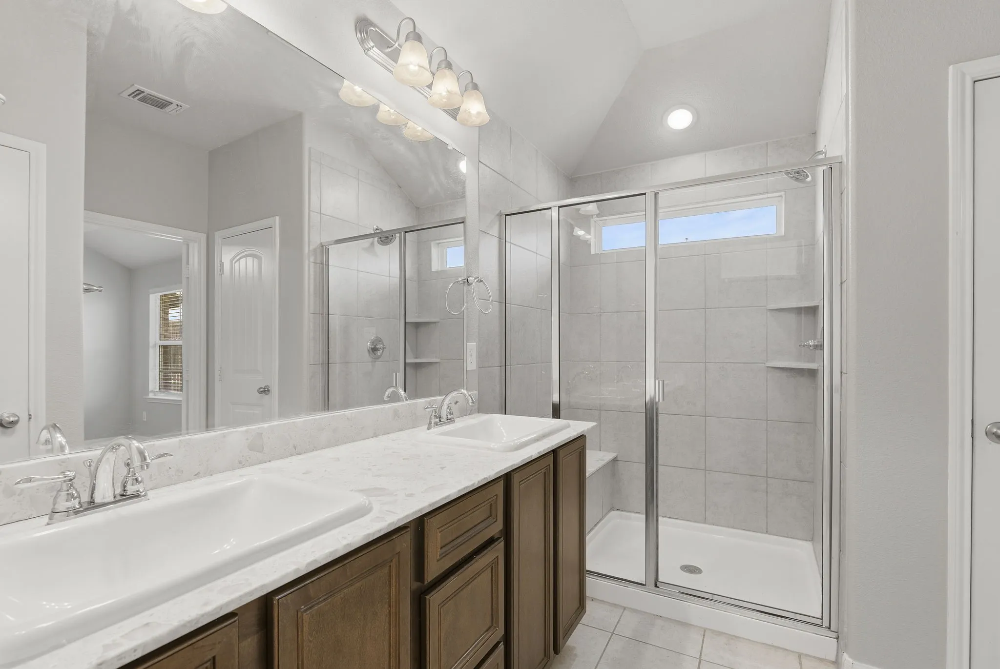 Single Family Residence For Sale in Kaufman County , 9440 Smoke Tree Drive, Forney, Texas 75126, 4 Bedroom, 2 Bathroom, 2 Garage spaces, 2,049 Sqft, built in 2017, mls#21337737, Real Estate Agent in Forney, Homes For Sale in Kaufman county, Homes For Sale in Forney, Realtor in Forney Texas, Real Estate Brokerage Independent Realty Texas, Luminita Cordes Realtor