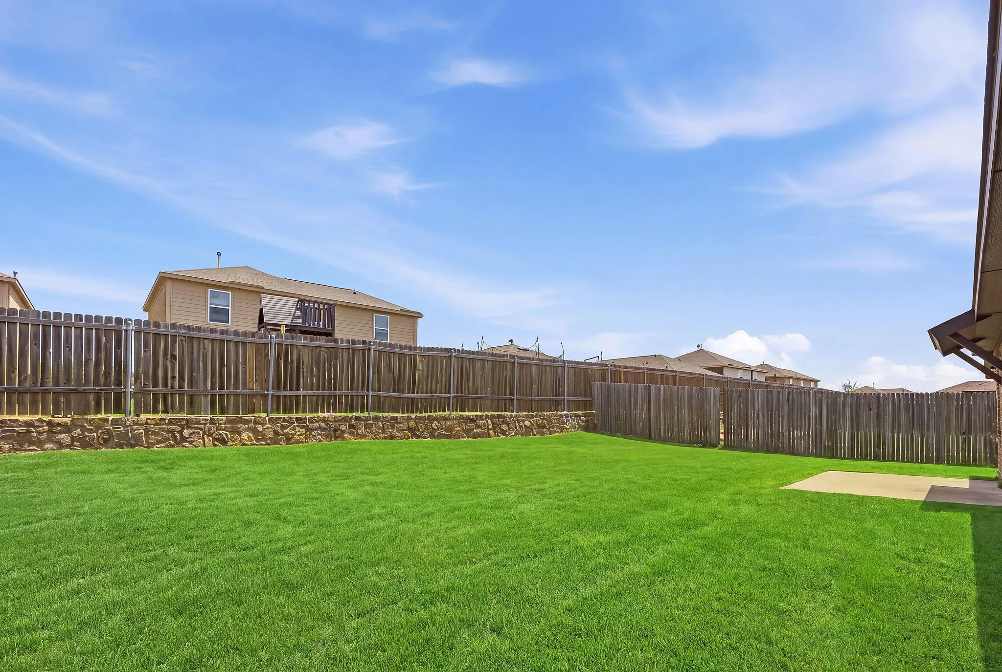 Single Family Residence For Sale in Kaufman County , 9440 Smoke Tree Drive, Forney, Texas 75126, 4 Bedroom, 2 Bathroom, 2 Garage spaces, 2,049 Sqft, built in 2017, mls#21337737, Real Estate Agent in Forney, Homes For Sale in Kaufman county, Homes For Sale in Forney, Realtor in Forney Texas, Real Estate Brokerage Independent Realty Texas, Luminita Cordes Realtor