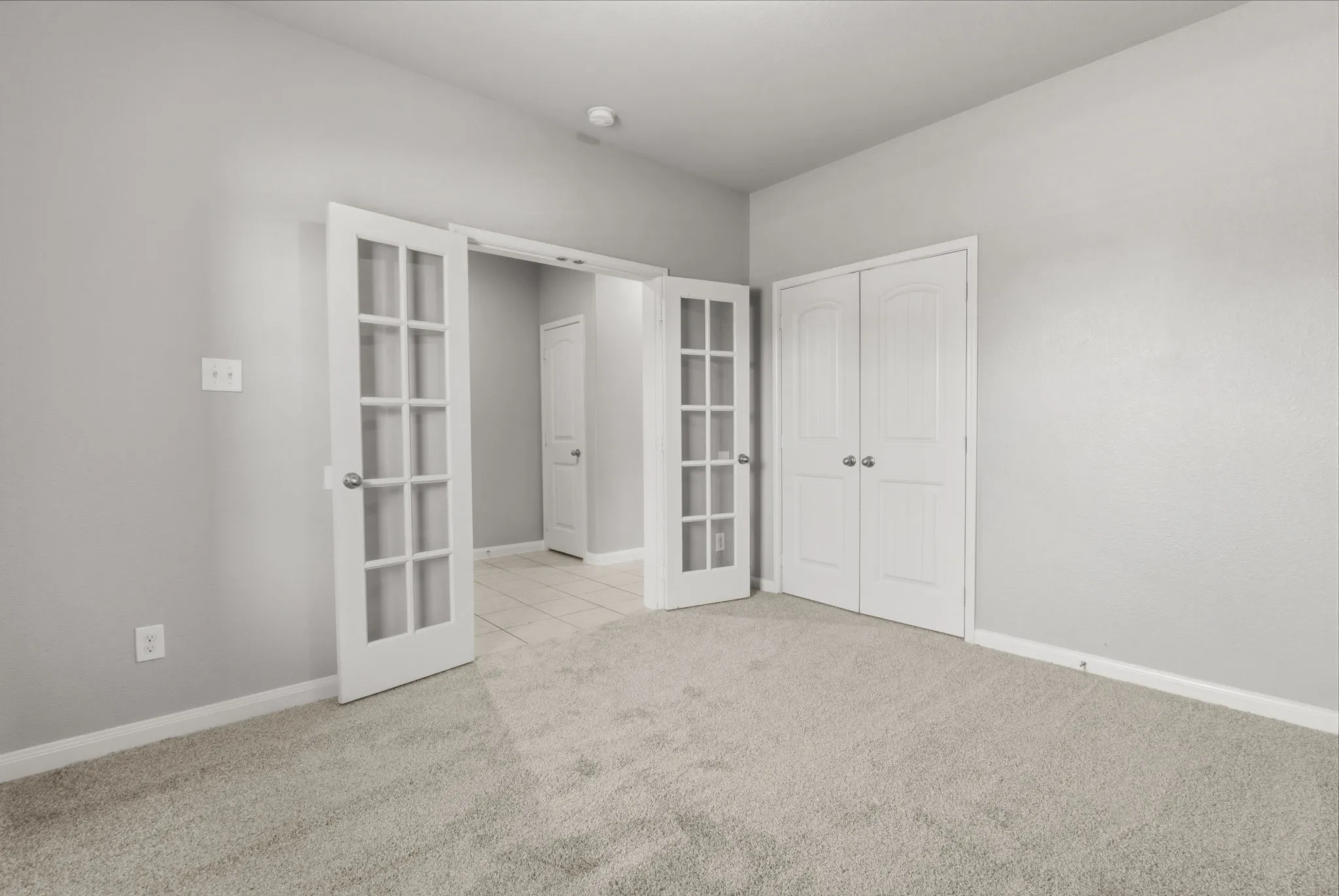 Single Family Residence For Sale in Kaufman County , 9440 Smoke Tree Drive, Forney, Texas 75126, 4 Bedroom, 2 Bathroom, 2 Garage spaces, 2,049 Sqft, built in 2017, mls#21337737, Real Estate Agent in Forney, Homes For Sale in Kaufman county, Homes For Sale in Forney, Realtor in Forney Texas, Real Estate Brokerage Independent Realty Texas, Luminita Cordes Realtor