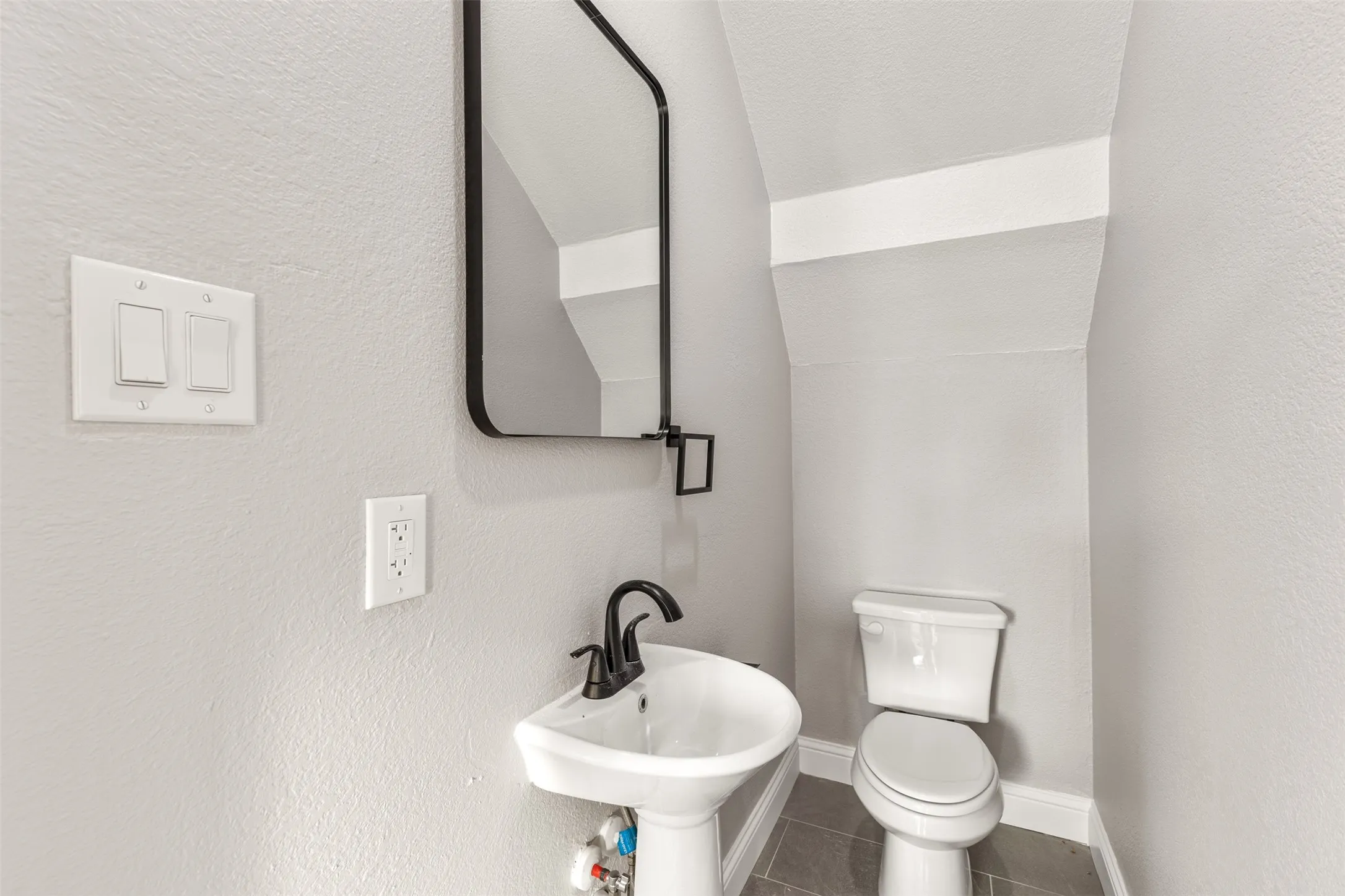 Townhouse For Sale in Dallas County , 829 Premier Parkway, Grand Prairie, Texas 75051, 4 Bedroom, 4 Bathroom, 2 Garage spaces, 2,221 Sqft, built in 2026, mls#21342502, Real Estate Agent in Grand Prairie, Homes For Sale in Dallas county, Homes For Sale in Grand Prairie, Realtor in Grand Prairie Texas, Real Estate Brokerage Independent Realty Texas, Luminita Cordes Realtor