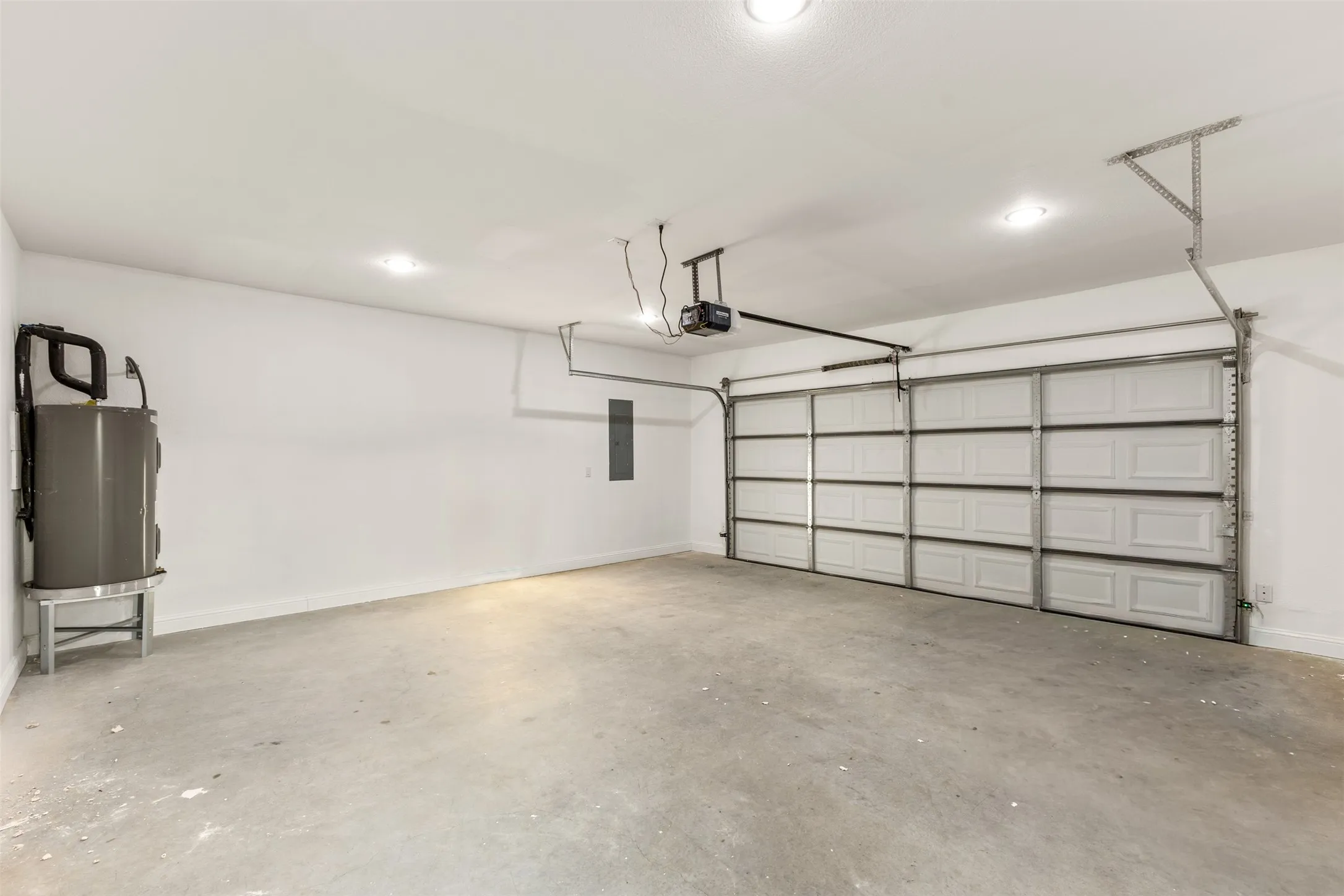 Townhouse For Sale in Dallas County , 829 Premier Parkway, Grand Prairie, Texas 75051, 4 Bedroom, 4 Bathroom, 2 Garage spaces, 2,221 Sqft, built in 2026, mls#21342502, Real Estate Agent in Grand Prairie, Homes For Sale in Dallas county, Homes For Sale in Grand Prairie, Realtor in Grand Prairie Texas, Real Estate Brokerage Independent Realty Texas, Luminita Cordes Realtor