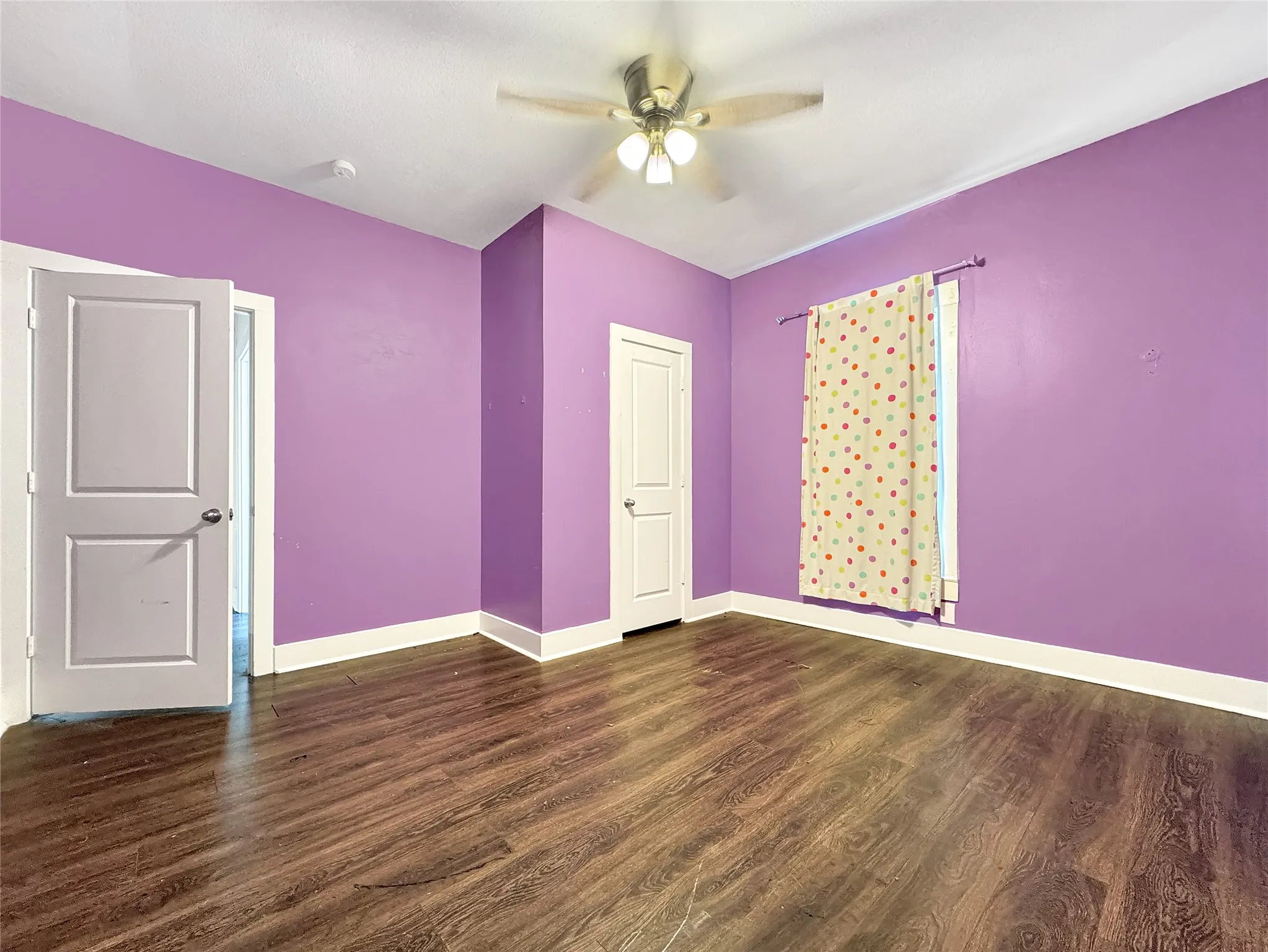 Single Family Residence For Rent in Dallas County , 2847 Metropolitan Avenue, Dallas, Texas 75215, 3 Bedrooms, 1 Bathroom, Garage spaces, 1,344 Sqft, built in 1930, Price $2,000, mls#21342990, Real Estate Agent in Dallas, Homes For Rent in Dallas county, Homes For Rent in Dallas, Realtor in Dallas Texas, Real Estate Brokerage Independent Realty Texas, Luminita Cordes Realtor