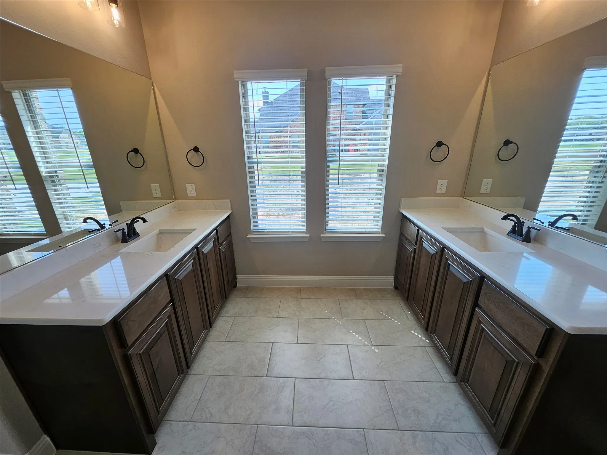 Single Family Residence For Sale in Grayson County , 1343 Enloe Road, Howe, Texas 75459, 5 Bedroom, 4 Bathroom, 6 Garage spaces, 3,628 Sqft, built in 2026, mls#21342995, Real Estate Agent in Howe, Homes For Sale in Grayson county, Homes For Sale in Howe, Realtor in Howe Texas, Real Estate Brokerage Independent Realty Texas, Luminita Cordes Realtor