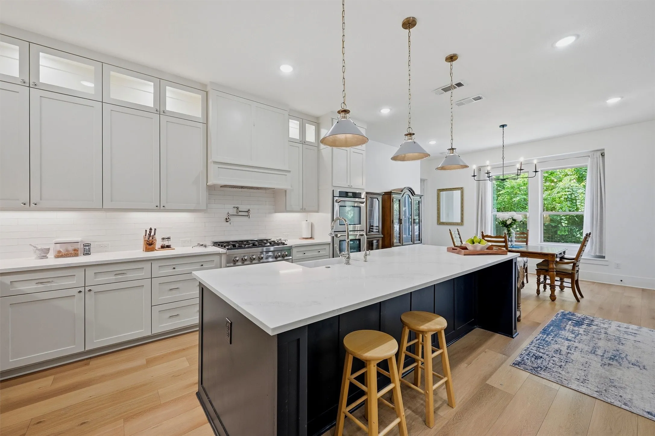 Single Family Residence For Sale in Grayson County , 3717 Parkwood Lane, Denison, Texas 75020, 4 Bedroom, 5 Bathroom, 3 Garage spaces, 3,491 Sqft, built in 2022, mls#21342905, Real Estate Agent in Denison, Homes For Sale in Grayson county, Homes For Sale in Denison, Realtor in Denison Texas, Real Estate Brokerage Independent Realty Texas, Luminita Cordes Realtor
