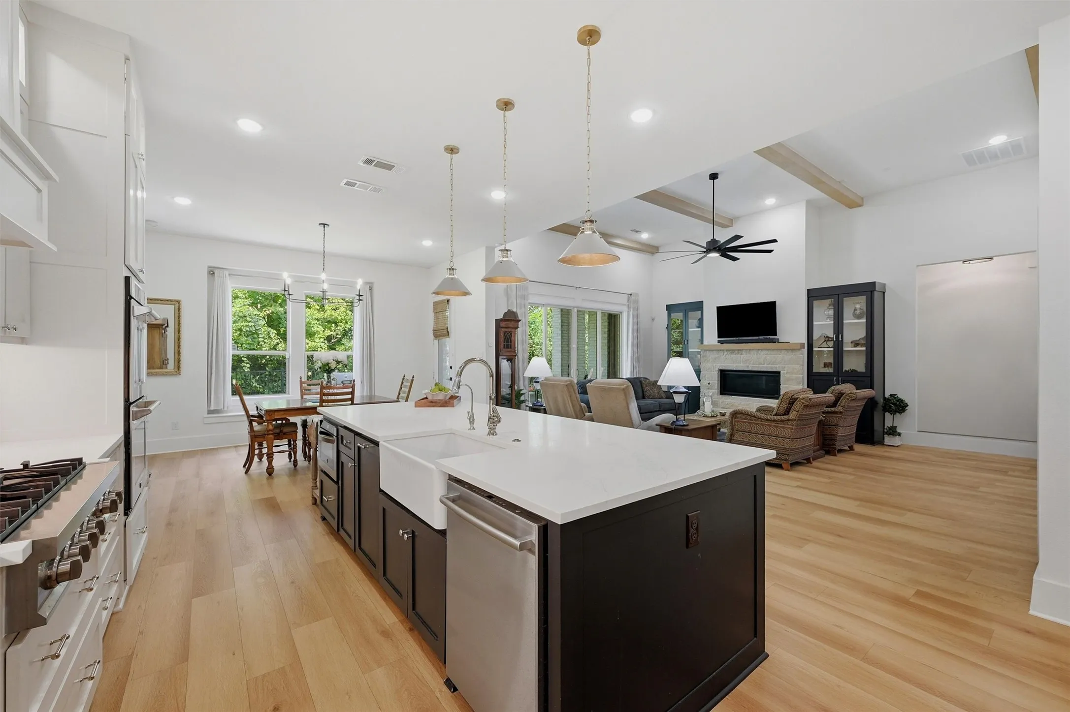 Single Family Residence For Sale in Grayson County , 3717 Parkwood Lane, Denison, Texas 75020, 4 Bedroom, 5 Bathroom, 3 Garage spaces, 3,491 Sqft, built in 2022, mls#21342905, Real Estate Agent in Denison, Homes For Sale in Grayson county, Homes For Sale in Denison, Realtor in Denison Texas, Real Estate Brokerage Independent Realty Texas, Luminita Cordes Realtor