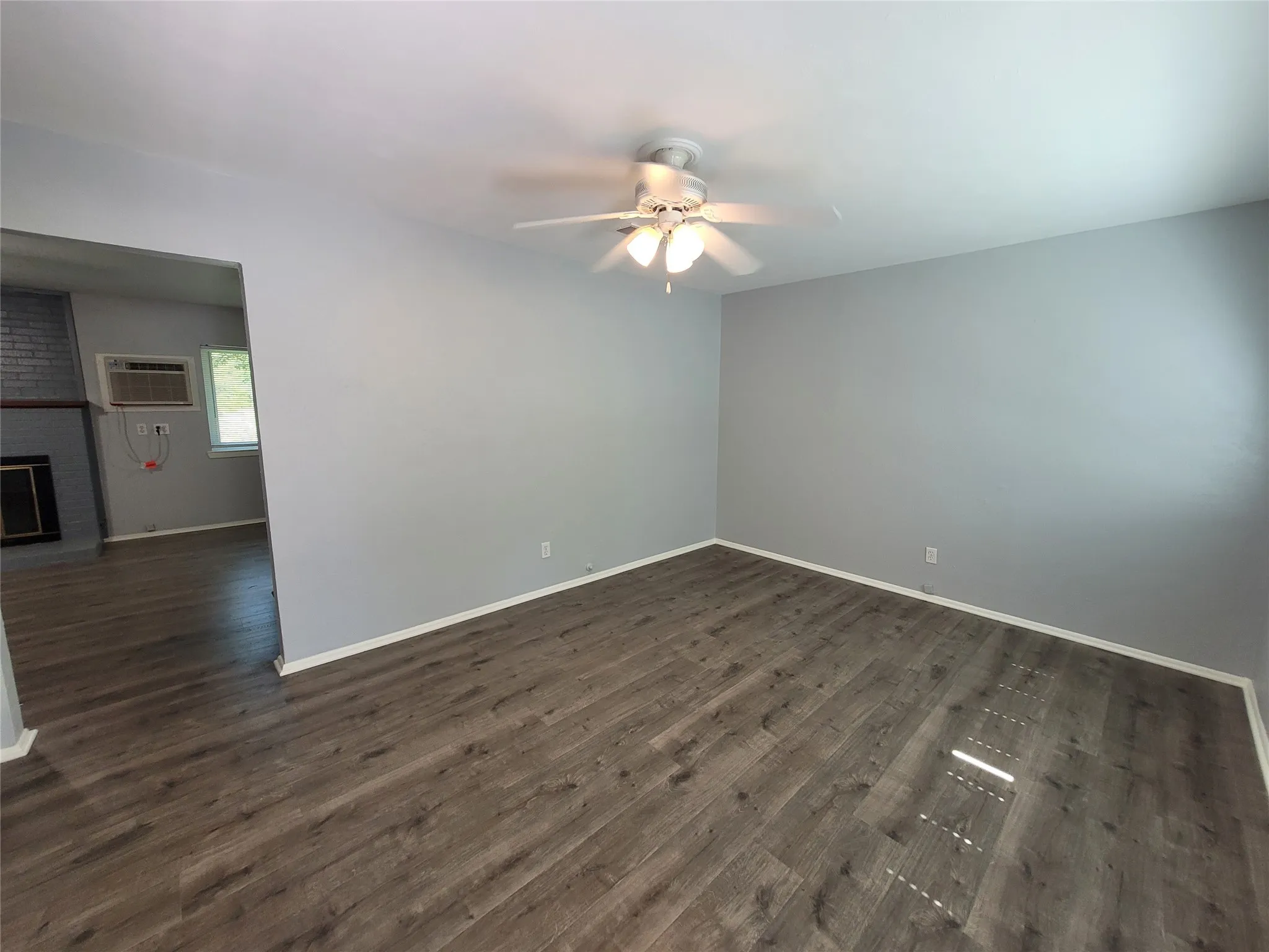 Formal living area.