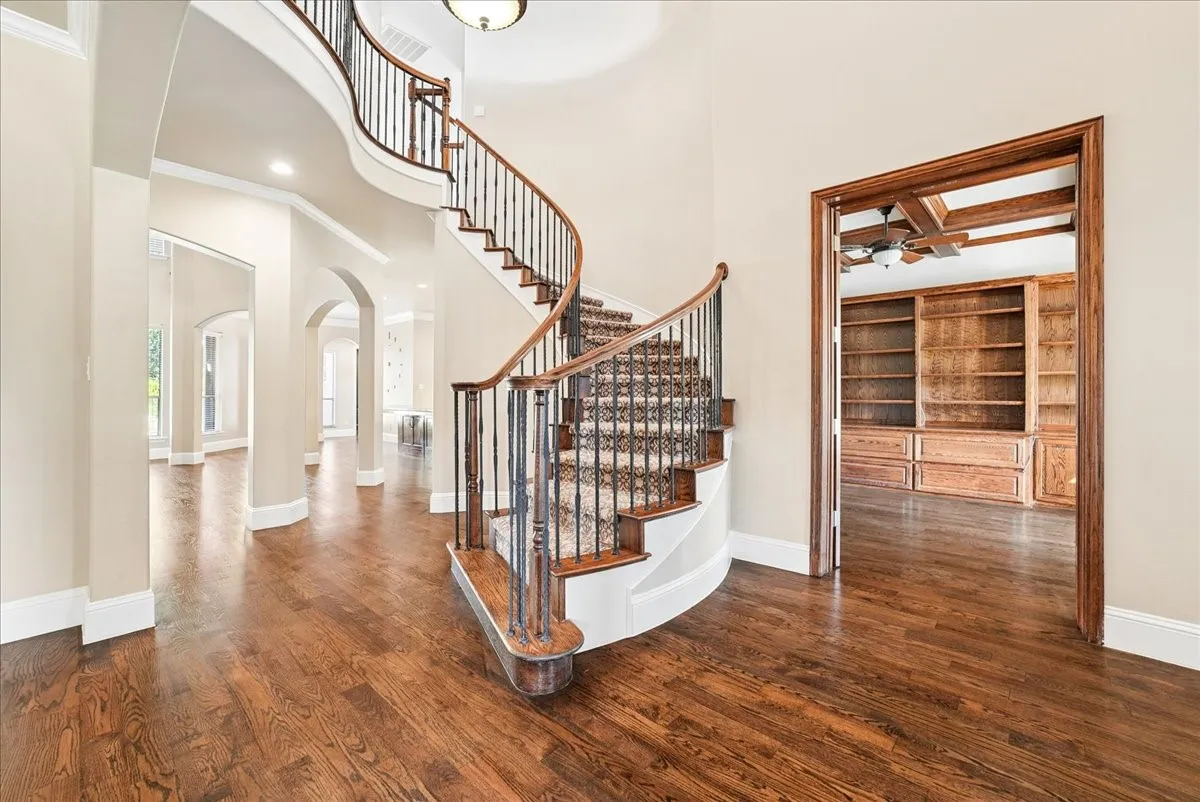 Single Family Residence For Sale in Collin County , 1234 Terrace Mill Drive, Murphy, Texas 75094, 5 Bedroom, 5 Bathroom, 3 Garage spaces, 4,745 Sqft, built in 2005, mls#21342574, Real Estate Agent in Murphy, Homes For Sale in Collin county, Homes For Sale in Murphy, Realtor in Murphy Texas, Real Estate Brokerage Independent Realty Texas, Luminita Cordes Realtor