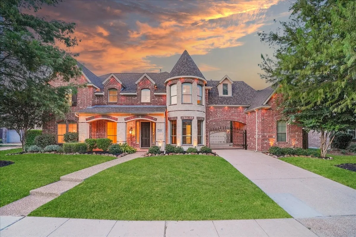 Single Family Residence For Sale in Collin County , 1234 Terrace Mill Drive, Murphy, Texas 75094, 5 Bedroom, 5 Bathroom, 3 Garage spaces, 4,745 Sqft, built in 2005, mls#21342574, Real Estate Agent in Murphy, Homes For Sale in Collin county, Homes For Sale in Murphy, Realtor in Murphy Texas, Real Estate Brokerage Independent Realty Texas, Luminita Cordes Realtor