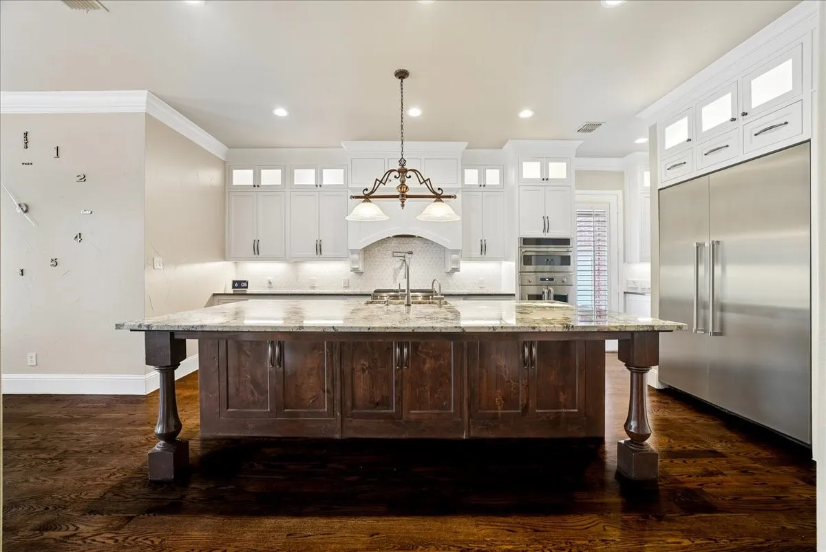 Single Family Residence For Sale in Collin County , 1234 Terrace Mill Drive, Murphy, Texas 75094, 5 Bedroom, 5 Bathroom, 3 Garage spaces, 4,745 Sqft, built in 2005, mls#21342574, Real Estate Agent in Murphy, Homes For Sale in Collin county, Homes For Sale in Murphy, Realtor in Murphy Texas, Real Estate Brokerage Independent Realty Texas, Luminita Cordes Realtor