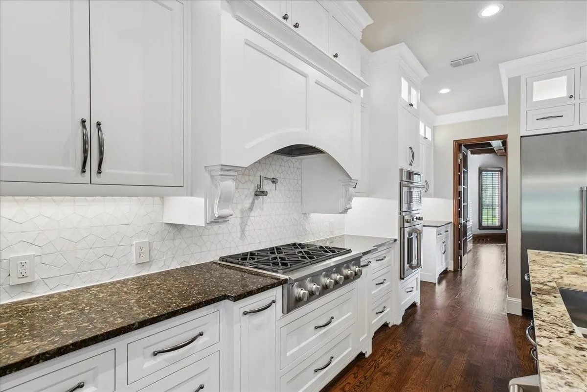 Single Family Residence For Sale in Collin County , 1234 Terrace Mill Drive, Murphy, Texas 75094, 5 Bedroom, 5 Bathroom, 3 Garage spaces, 4,745 Sqft, built in 2005, mls#21342574, Real Estate Agent in Murphy, Homes For Sale in Collin county, Homes For Sale in Murphy, Realtor in Murphy Texas, Real Estate Brokerage Independent Realty Texas, Luminita Cordes Realtor