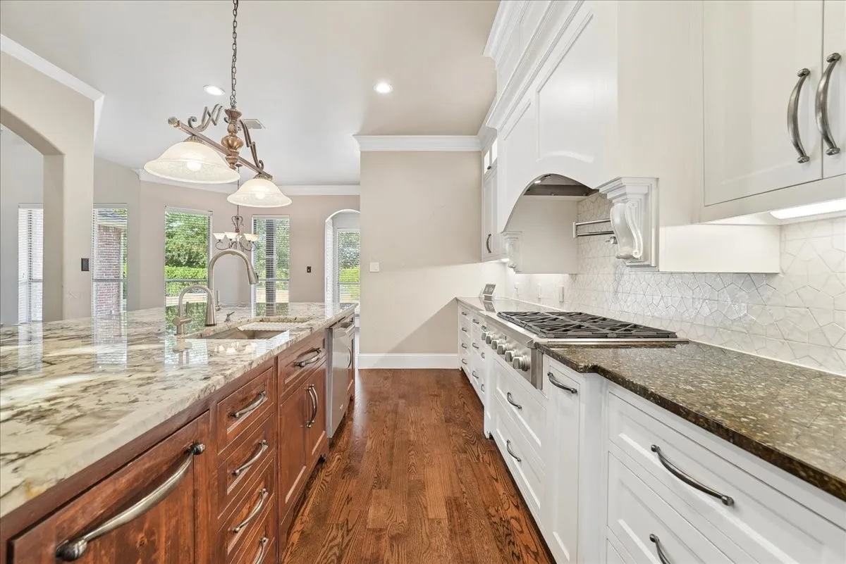 Single Family Residence For Sale in Collin County , 1234 Terrace Mill Drive, Murphy, Texas 75094, 5 Bedroom, 5 Bathroom, 3 Garage spaces, 4,745 Sqft, built in 2005, mls#21342574, Real Estate Agent in Murphy, Homes For Sale in Collin county, Homes For Sale in Murphy, Realtor in Murphy Texas, Real Estate Brokerage Independent Realty Texas, Luminita Cordes Realtor