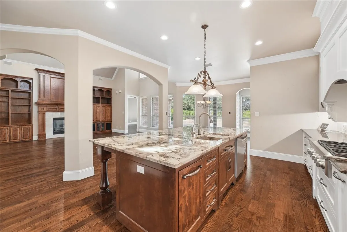 Single Family Residence For Sale in Collin County , 1234 Terrace Mill Drive, Murphy, Texas 75094, 5 Bedroom, 5 Bathroom, 3 Garage spaces, 4,745 Sqft, built in 2005, mls#21342574, Real Estate Agent in Murphy, Homes For Sale in Collin county, Homes For Sale in Murphy, Realtor in Murphy Texas, Real Estate Brokerage Independent Realty Texas, Luminita Cordes Realtor