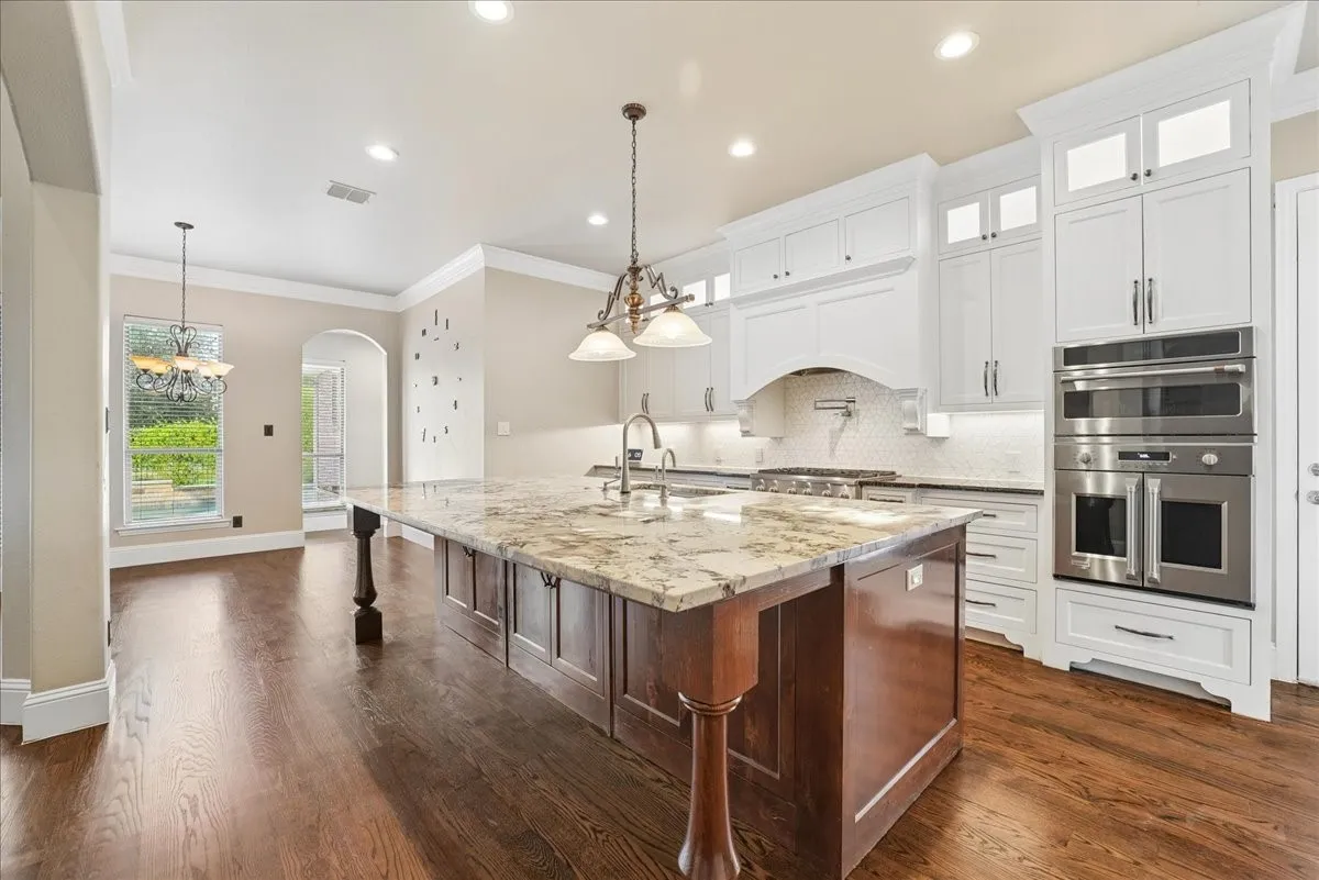 Single Family Residence For Sale in Collin County , 1234 Terrace Mill Drive, Murphy, Texas 75094, 5 Bedroom, 5 Bathroom, 3 Garage spaces, 4,745 Sqft, built in 2005, mls#21342574, Real Estate Agent in Murphy, Homes For Sale in Collin county, Homes For Sale in Murphy, Realtor in Murphy Texas, Real Estate Brokerage Independent Realty Texas, Luminita Cordes Realtor