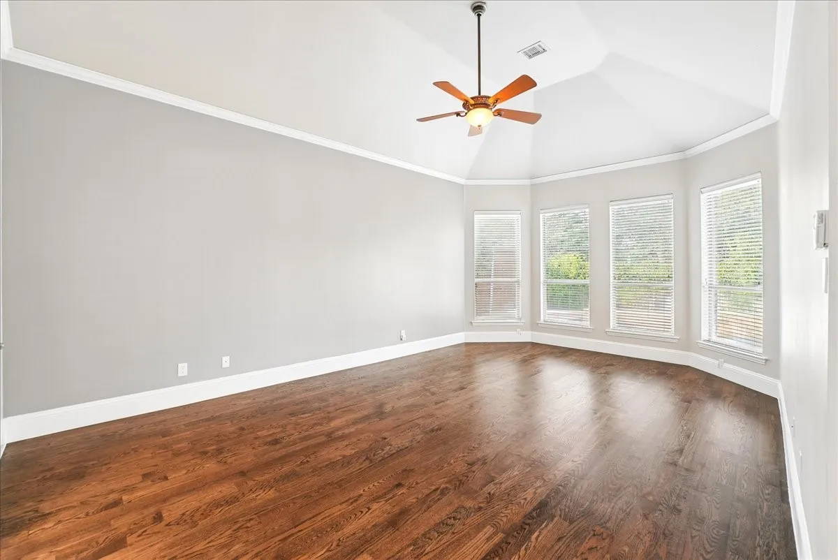 Single Family Residence For Sale in Collin County , 1234 Terrace Mill Drive, Murphy, Texas 75094, 5 Bedroom, 5 Bathroom, 3 Garage spaces, 4,745 Sqft, built in 2005, mls#21342574, Real Estate Agent in Murphy, Homes For Sale in Collin county, Homes For Sale in Murphy, Realtor in Murphy Texas, Real Estate Brokerage Independent Realty Texas, Luminita Cordes Realtor